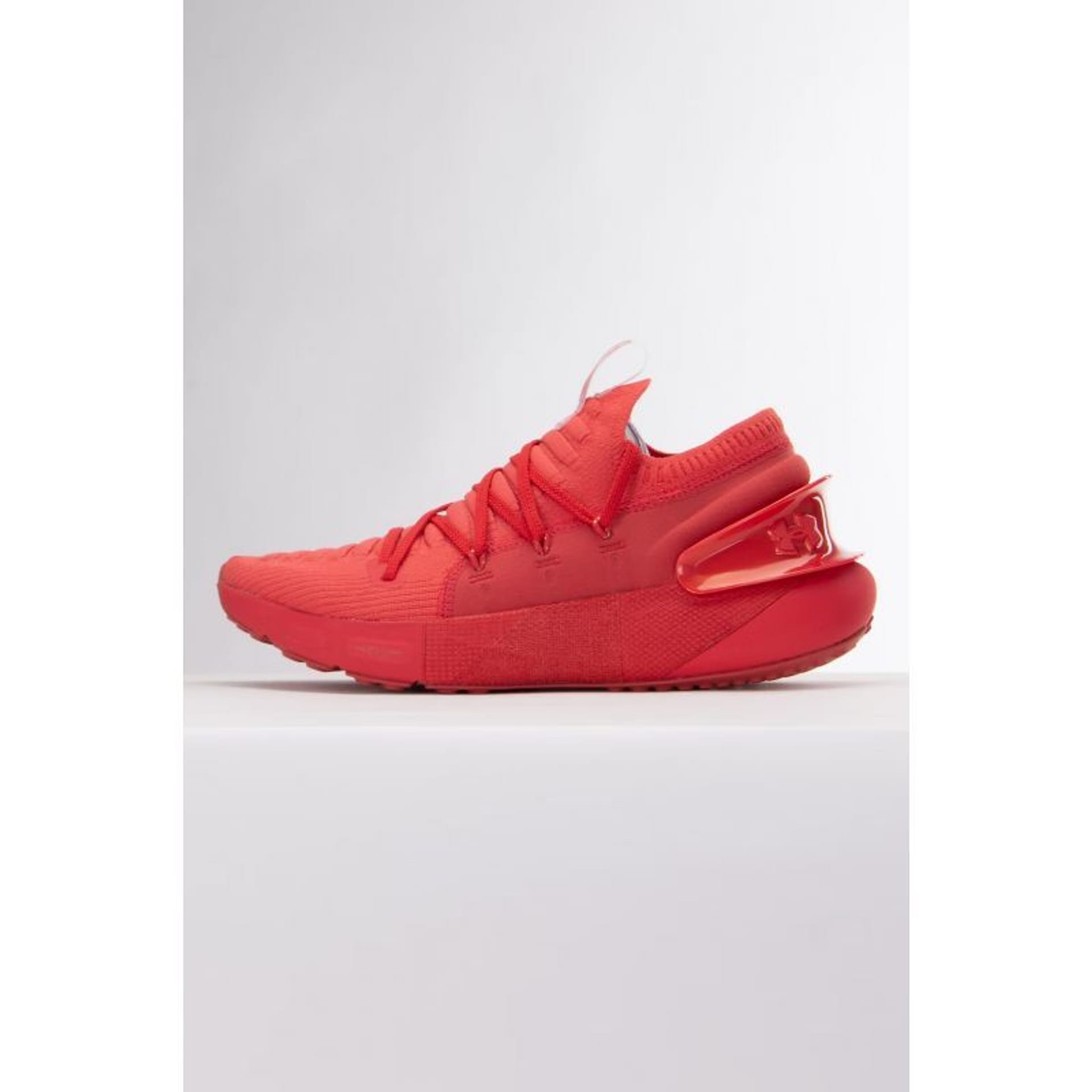 

Buty Under Armou Phantom 3 MTLC M 3025520 (kolor Czerwony, rozmiar 42.5)
