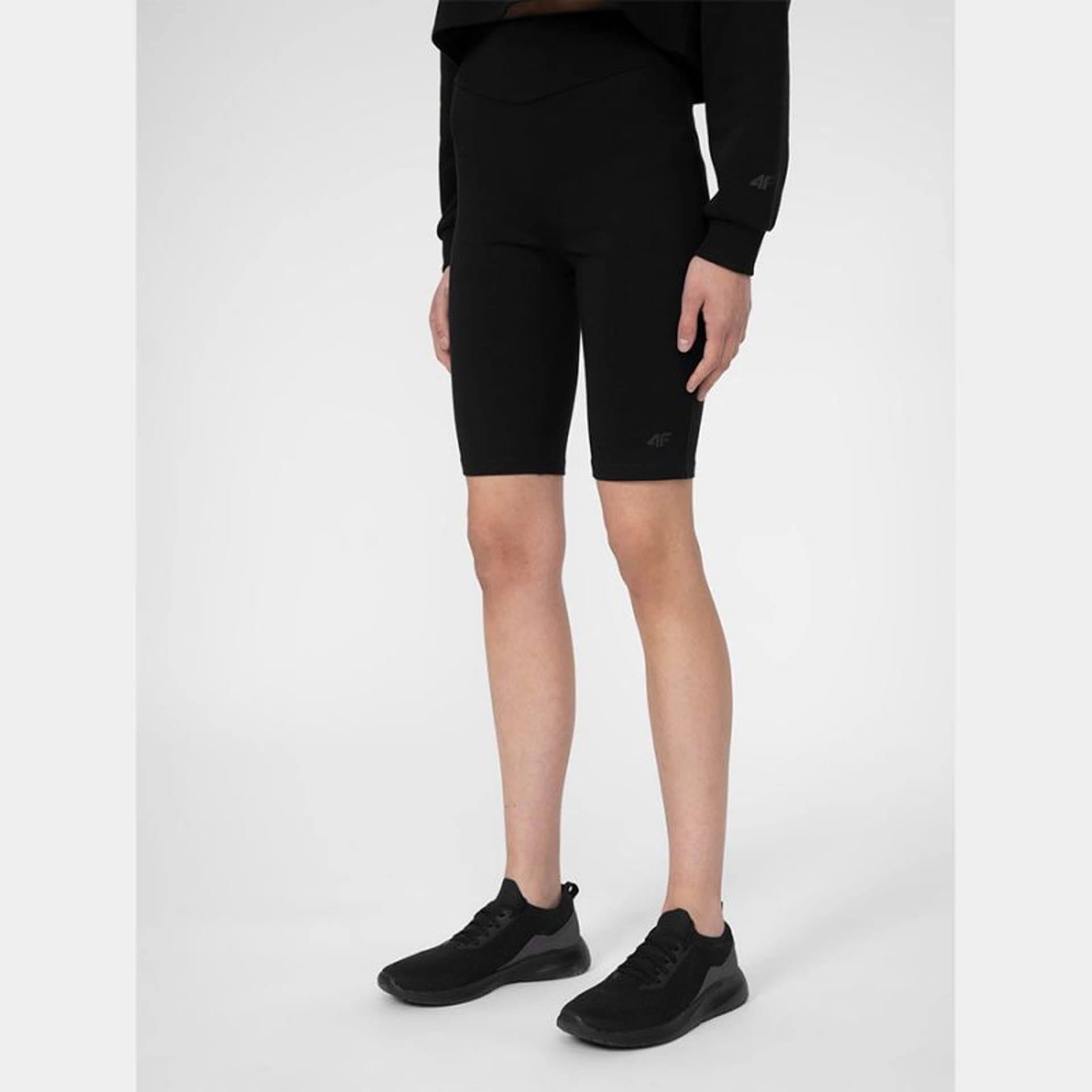 

Spodenki 4F W 4FSS23TTIGF044 (kolor Czarny, rozmiar XXL)