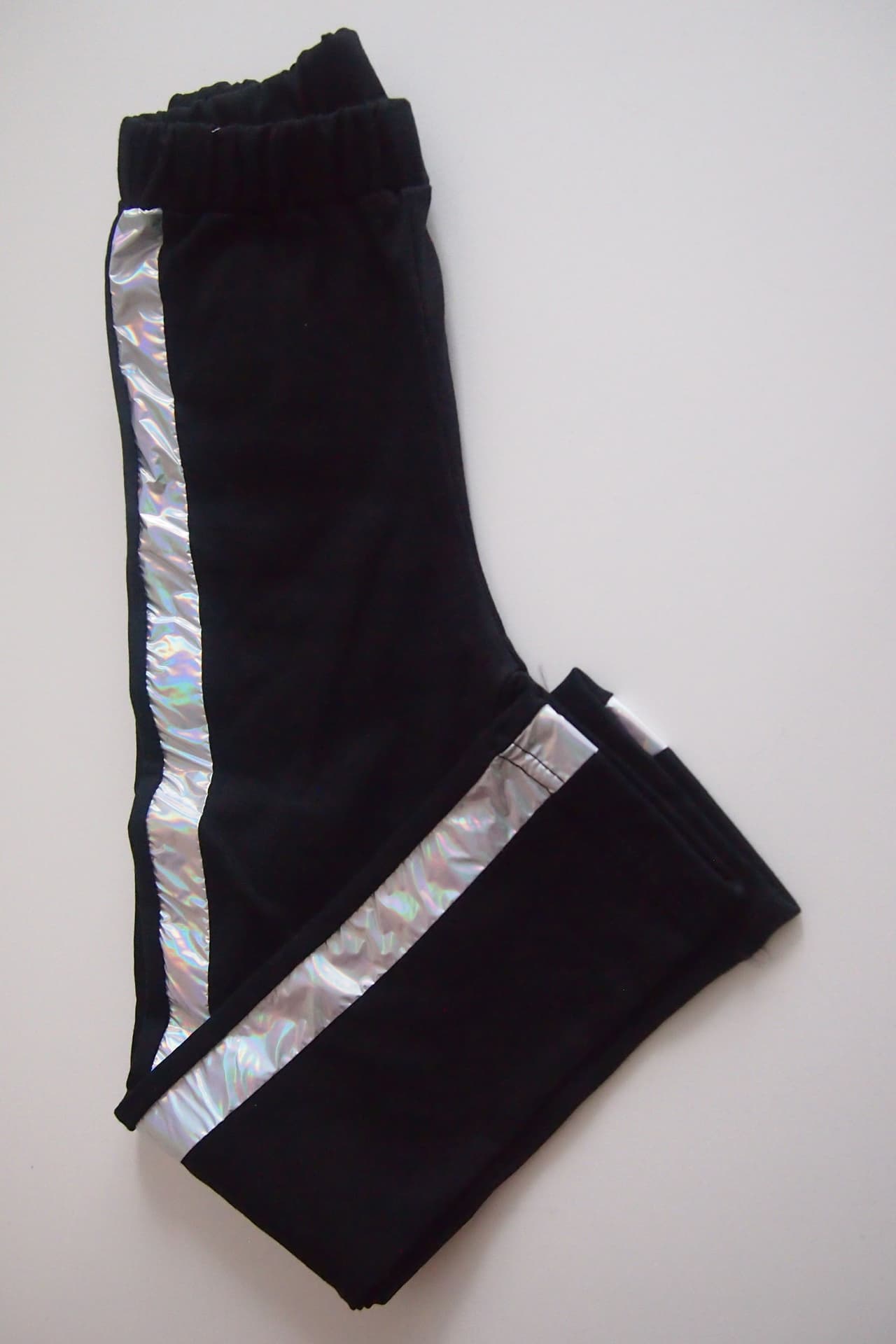 

LEGGINSY POLA R.116-158 SALE (kolor malinowy, rozmiar 152)