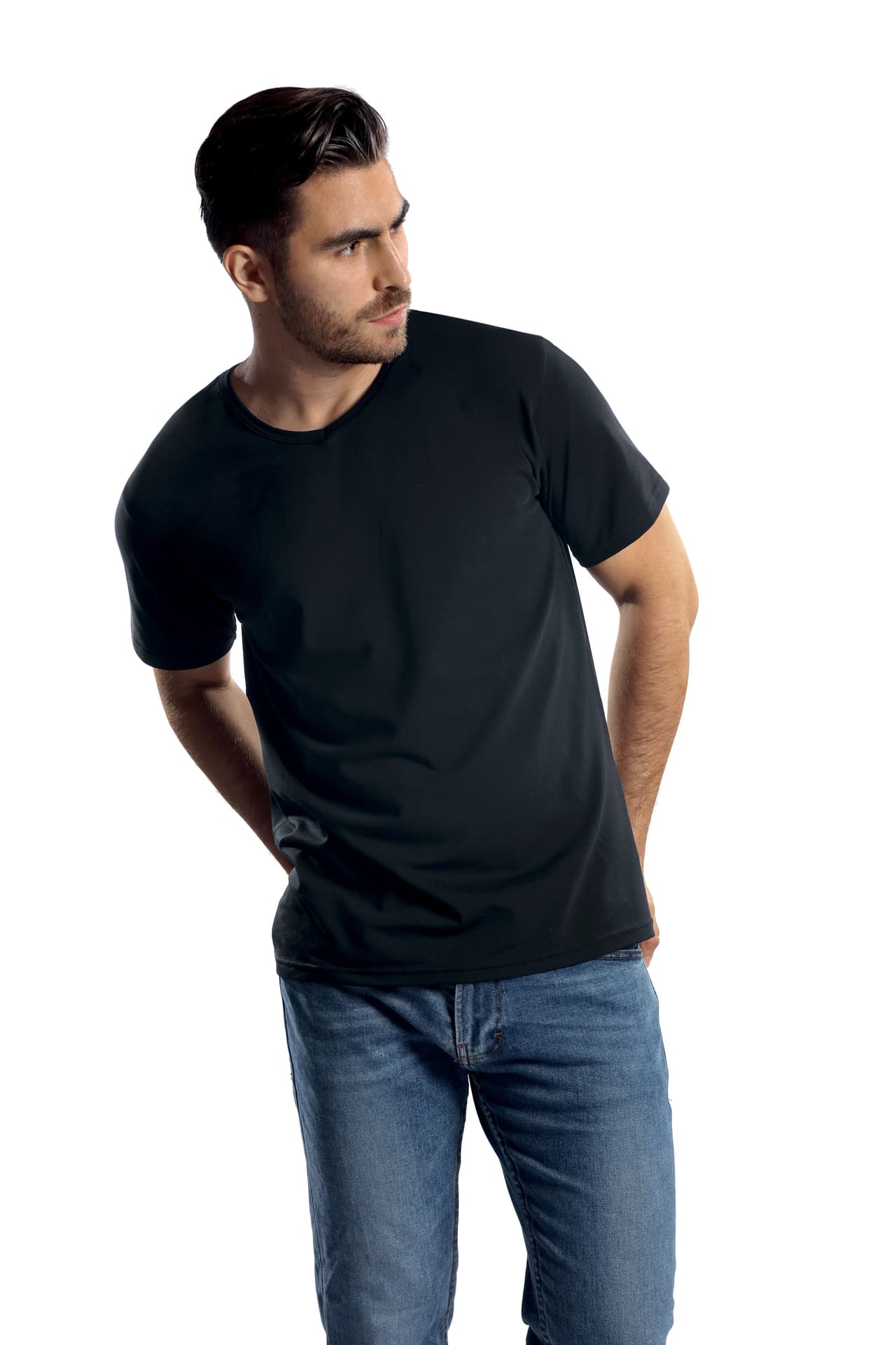 

T-shirt F5573 Czarny (Rozmiar XL)