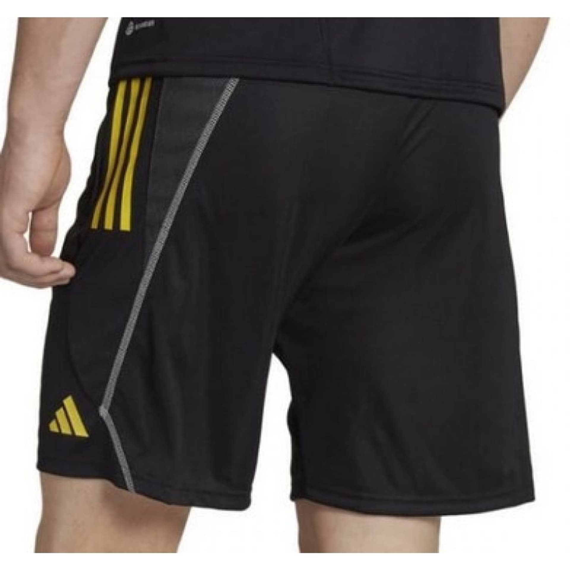 

Spodenki adidas Tiro 23 Competition Training M (kolor Czarny, rozmiar S)