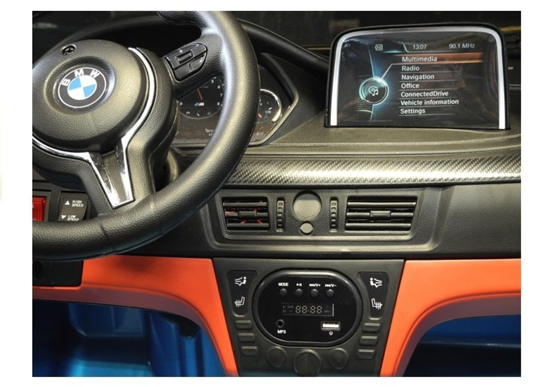 

Auto Na Akumulator BMW X6M Niebieskie Lakierowane