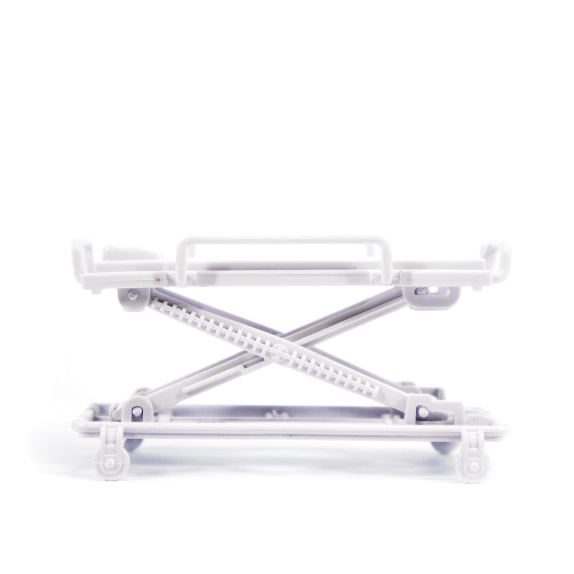 

AMBULANS 28 CM. Z OTWIERANYMI DRZWIAMI, ŚWI. I DZW