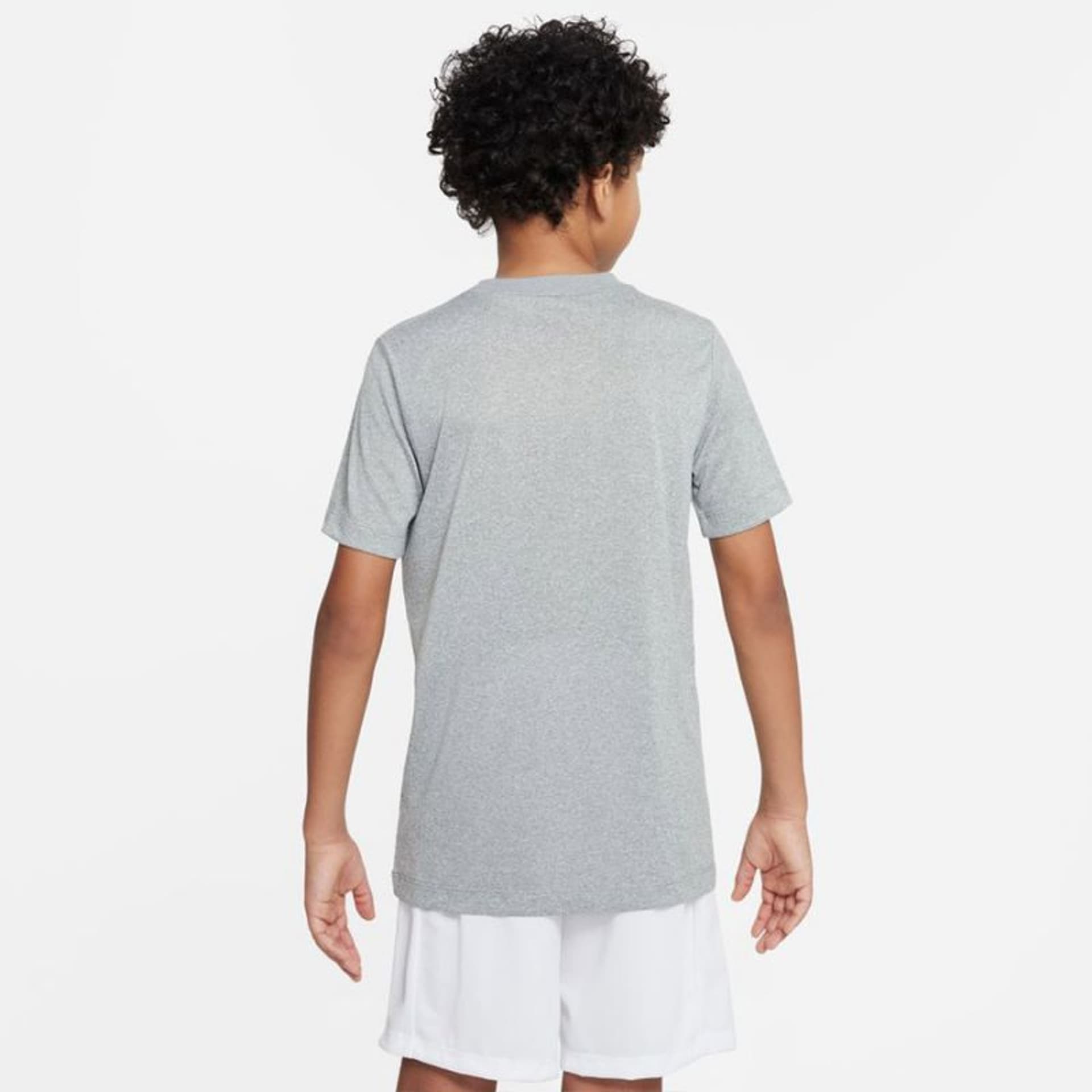 

Koszulka Nike Dri-Fit Jr DX9534 (kolor Szary/Srebrny, rozmiar L (147-158))