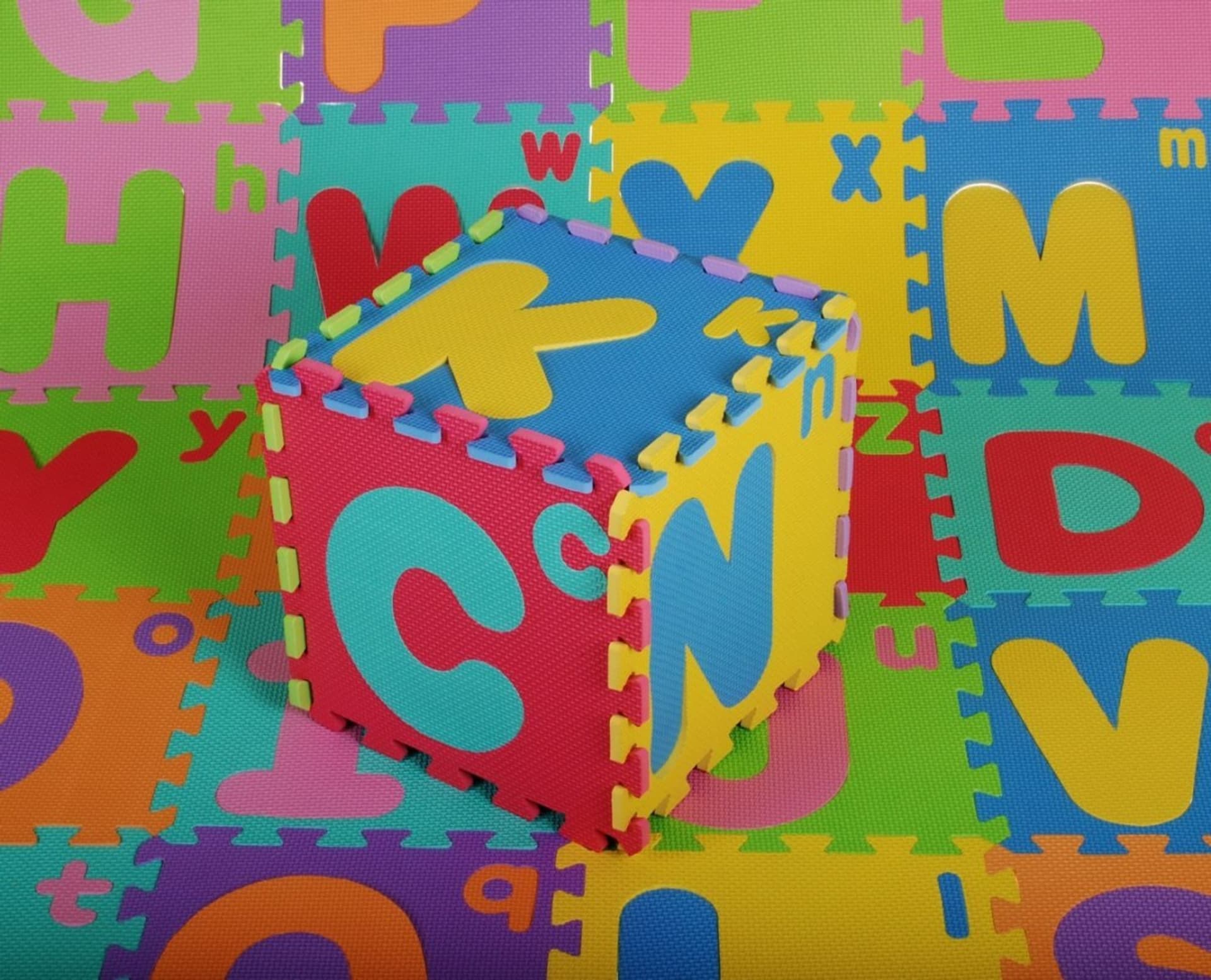 

Puzzle piankowe Litery dla dzieci 3+ Pianka EVA + Wielkie Małe litery Alfabet + Mata podłogowa