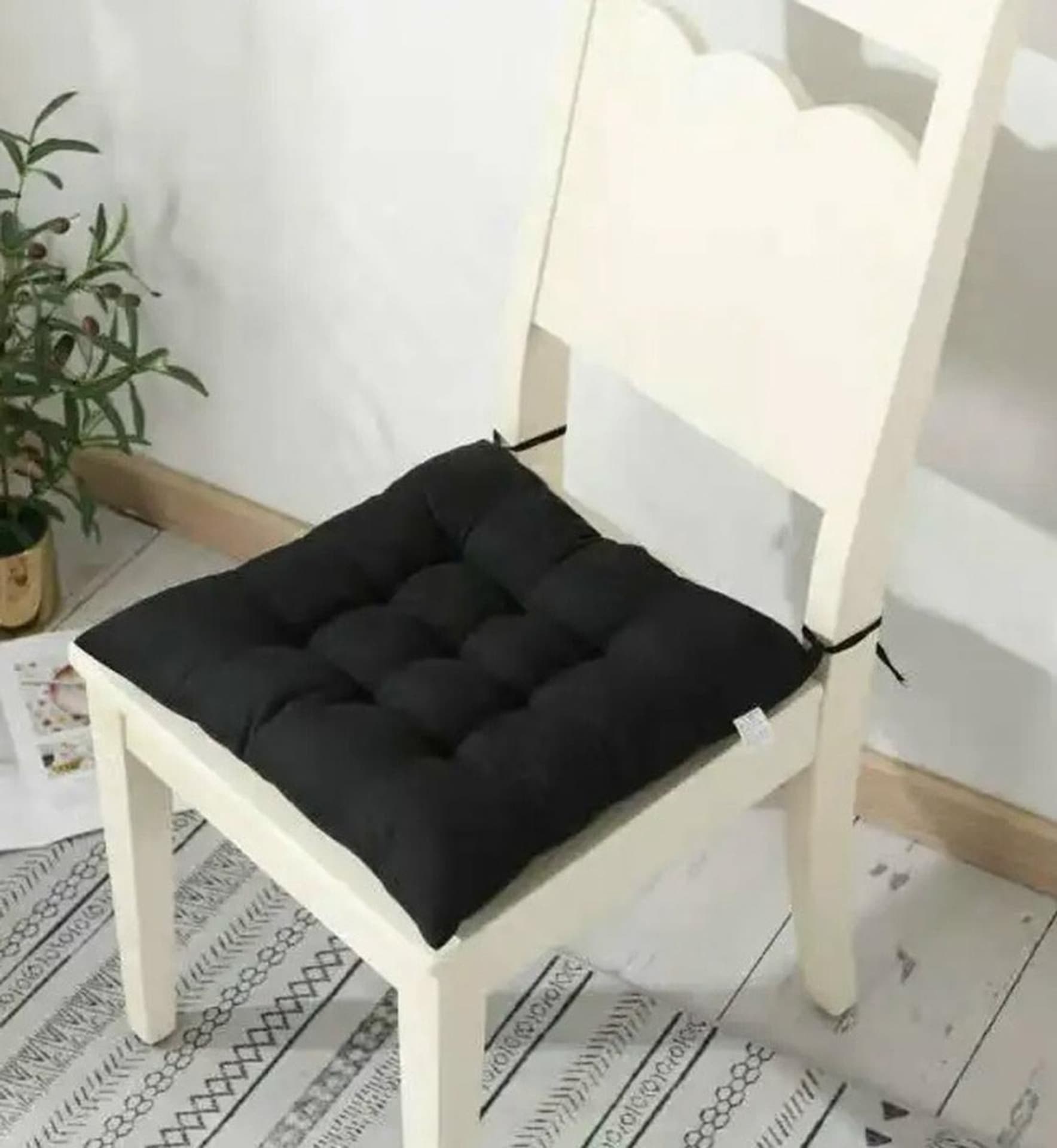 

AG690C Poduszka na krzesło 40 x 40