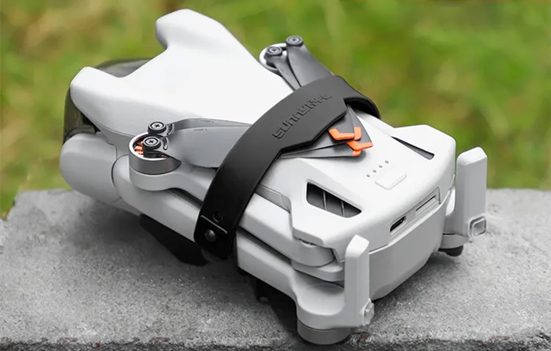 

Blokada śmigieł Sunnylife do DJI Mini 3 (czarna) MM3-SJ552, Czarna) mm3-sj55