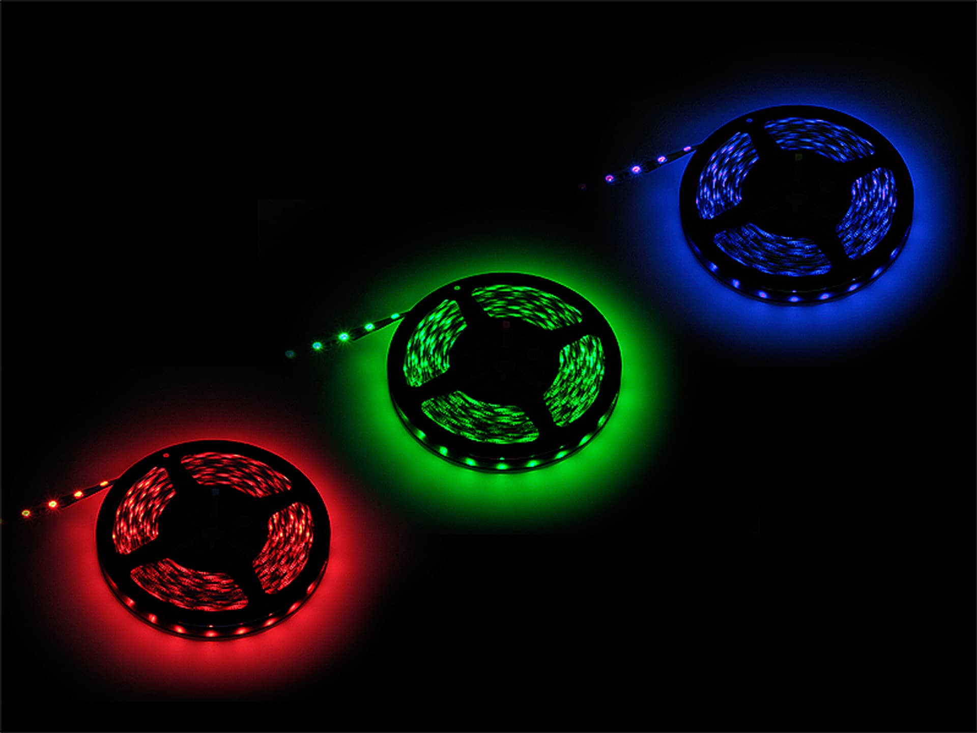 

Taśma LED RGB 5050 5m/300+ZŁĄCZKA (1PH)