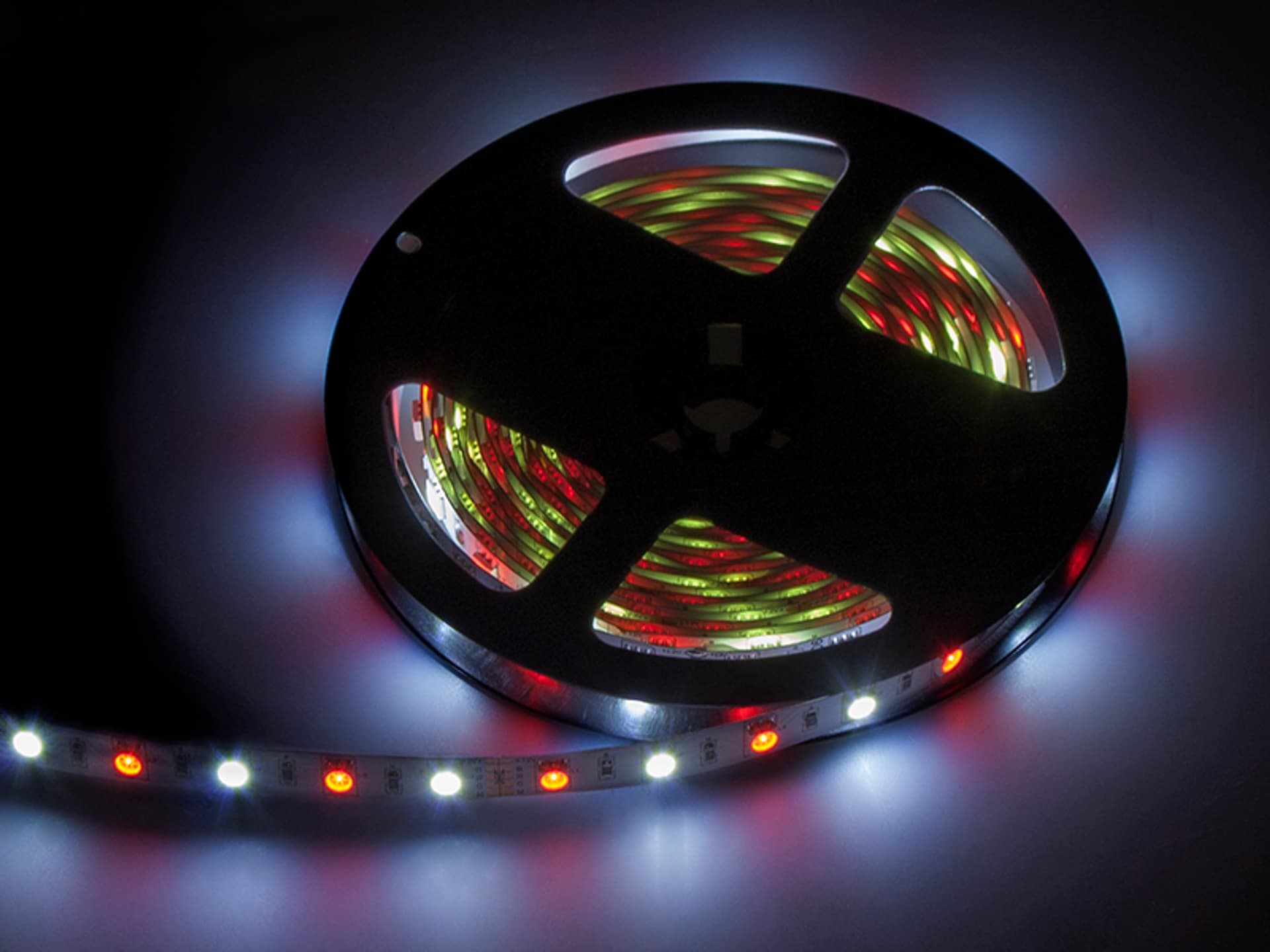 

Taśma LED RGBW+biała zimna 5050 5m/300 (1PH)