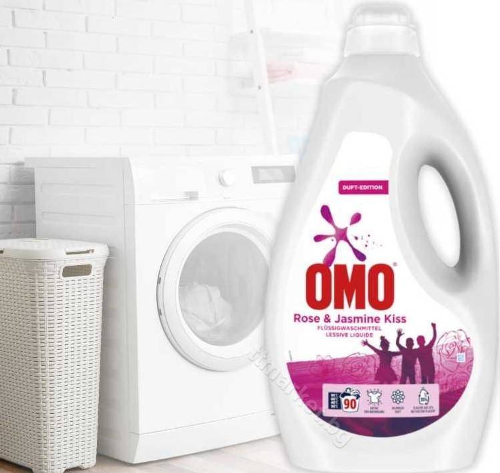 

Omo Rose & Jasmine Kiss Żel do Prania 4.5 l DE