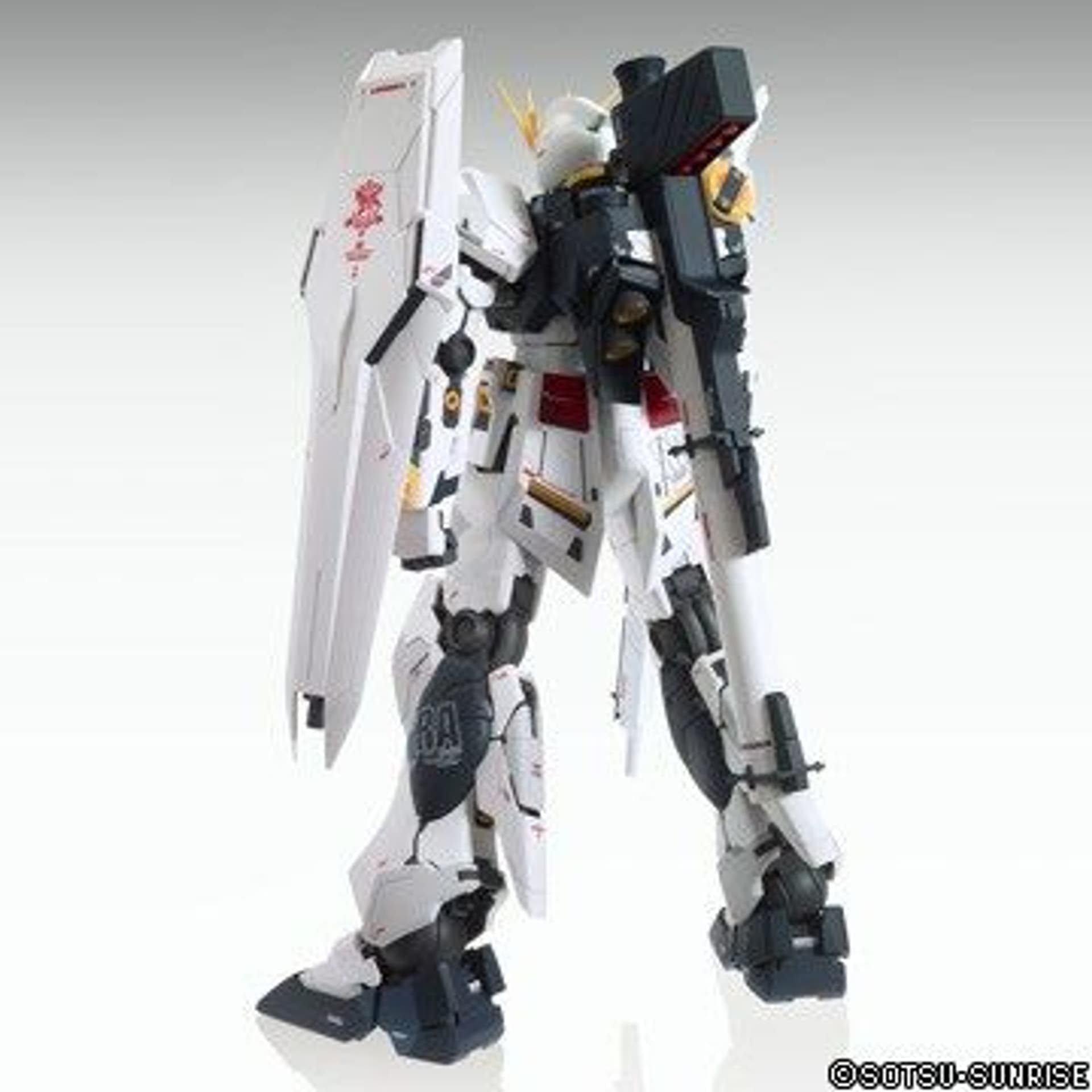 

Figurka kolekcjonerska BANDAI MG 1/100 NU GUNDAM Ver. Ka