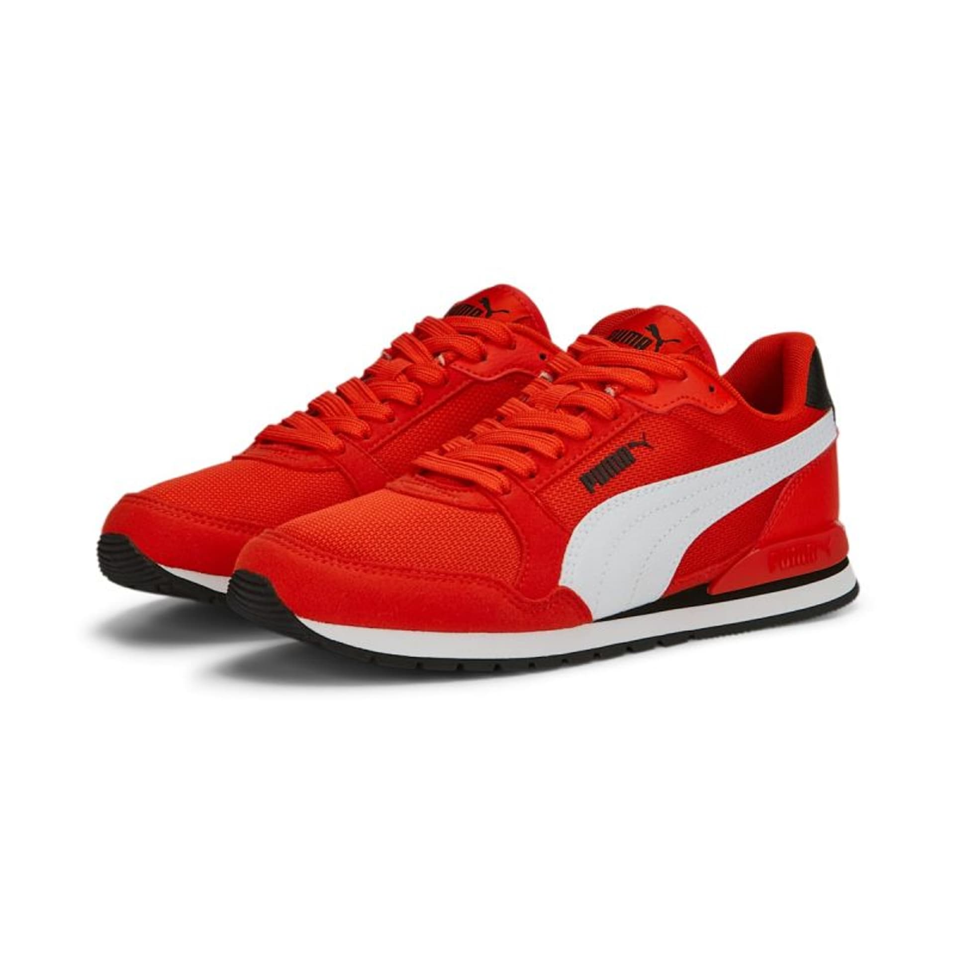 

Buty Puma ST Runner v3 Mesh Jr 385510 (kolor Czerwony, rozmiar 38.5)