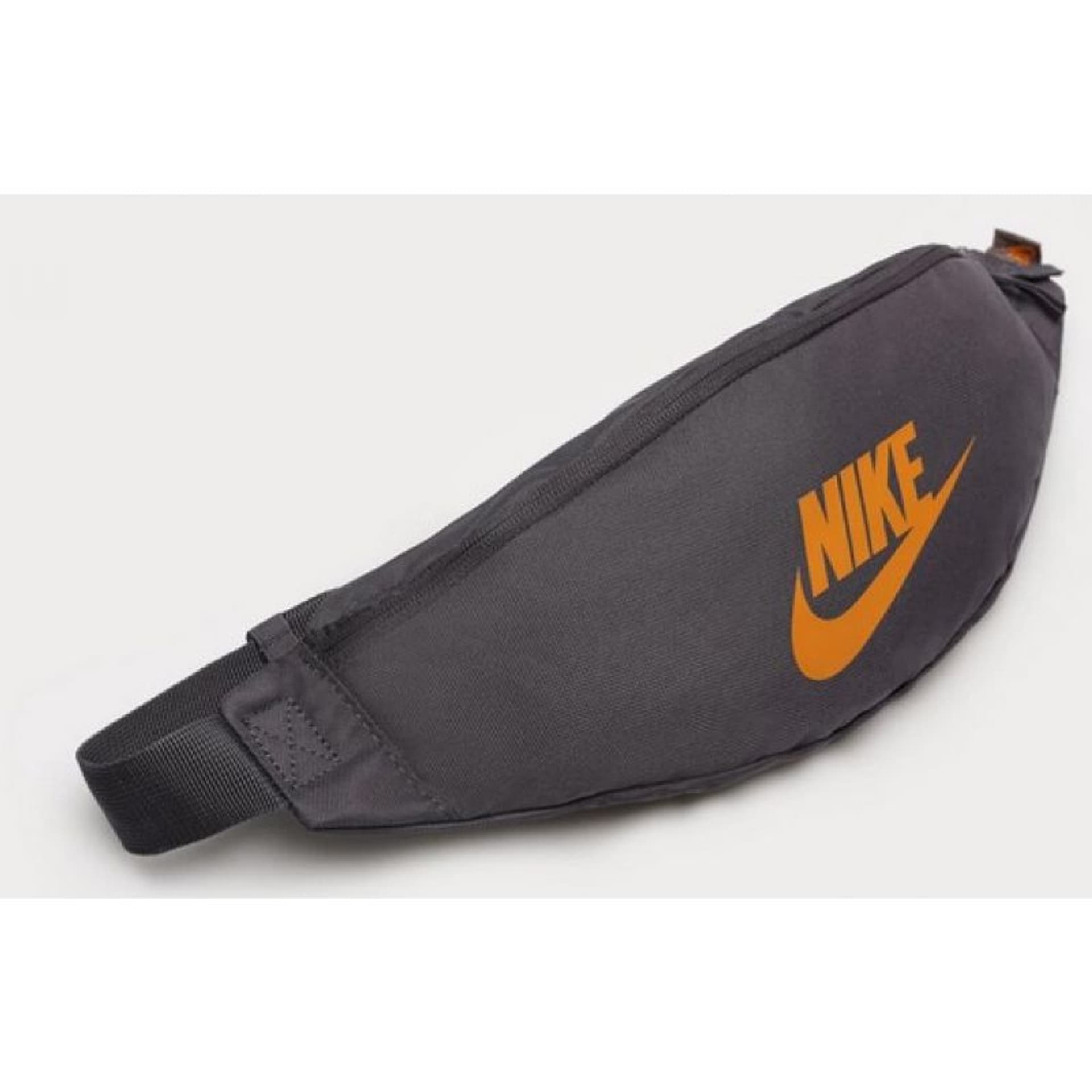 

Saszetka, nerka Nike Heritage Waistpack DB0490 (kolor Czarny)