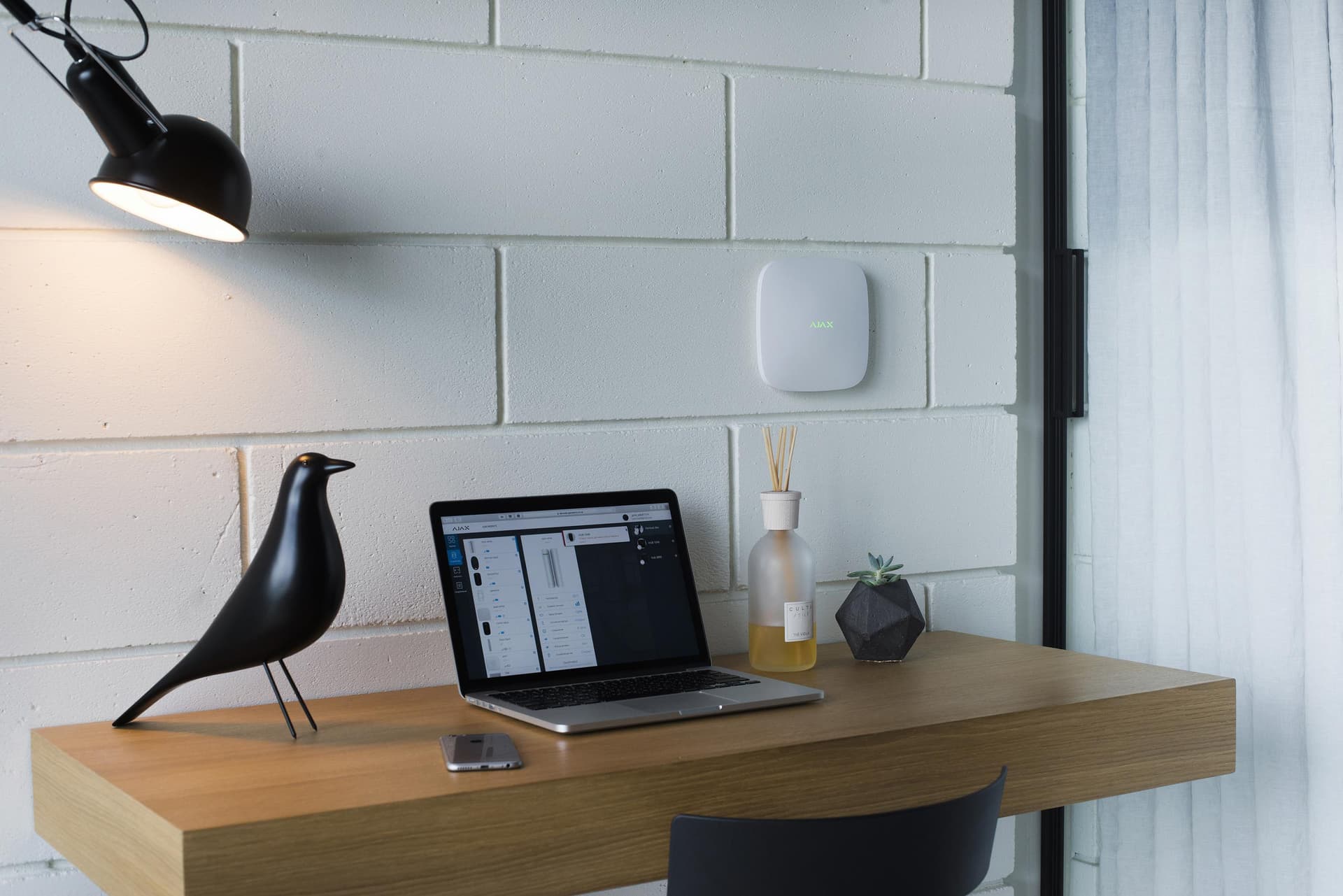 

AJAX Hub Plus (white)