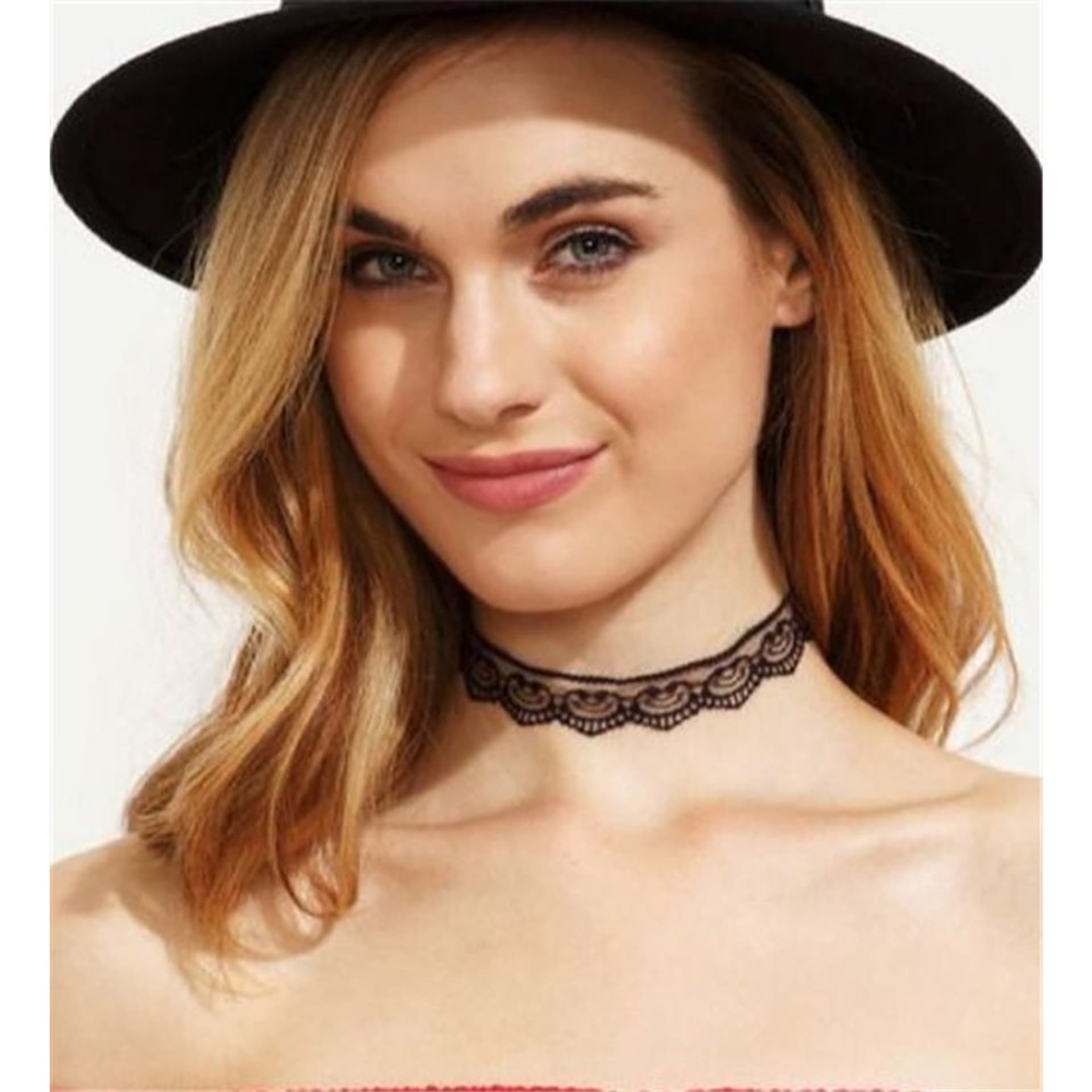 

NASZYJNIK BIAŁY CHOKER AŻUROWY