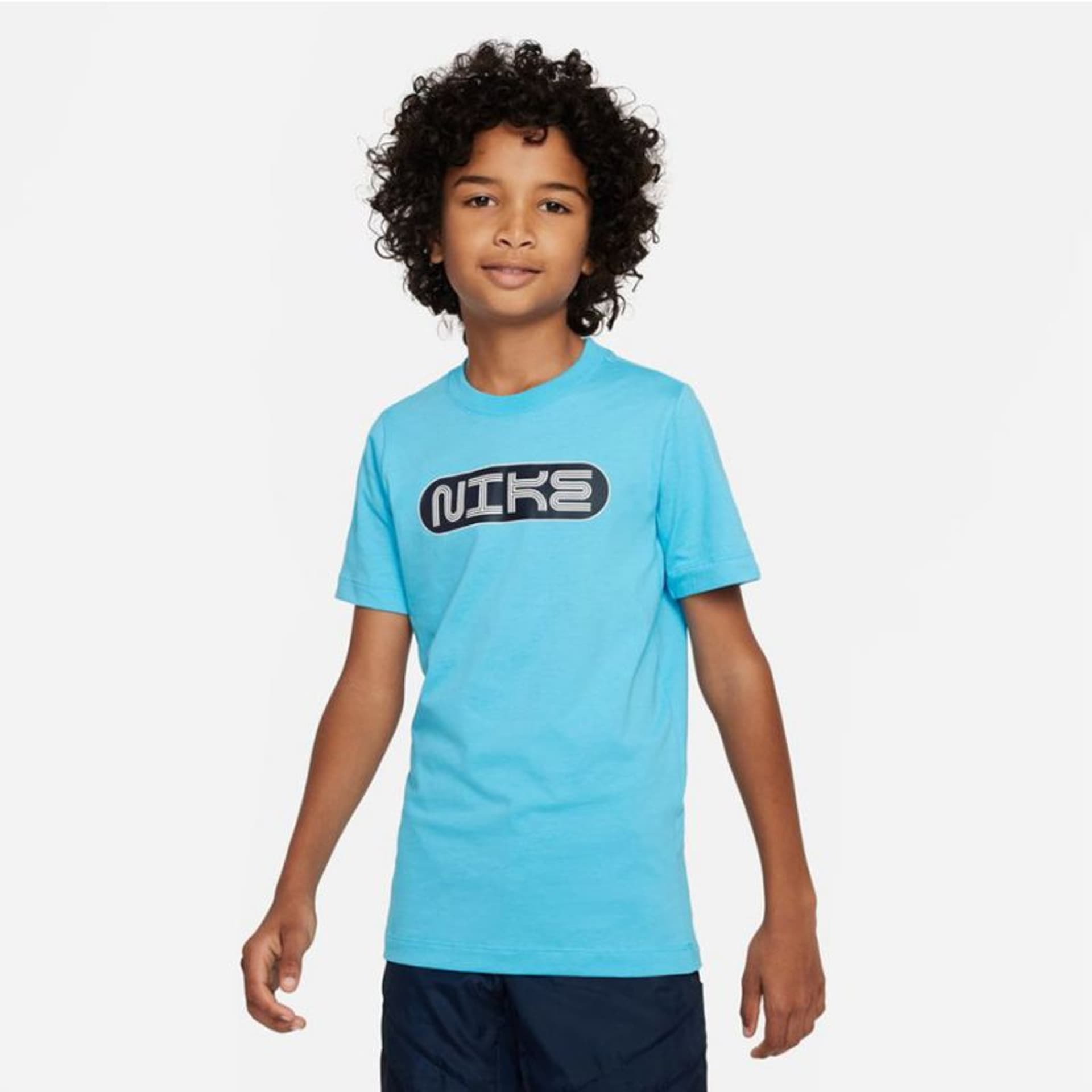 

Koszulka Nike Sportswear Jr DX9499 (kolor Niebieski, rozmiar M (137-147))