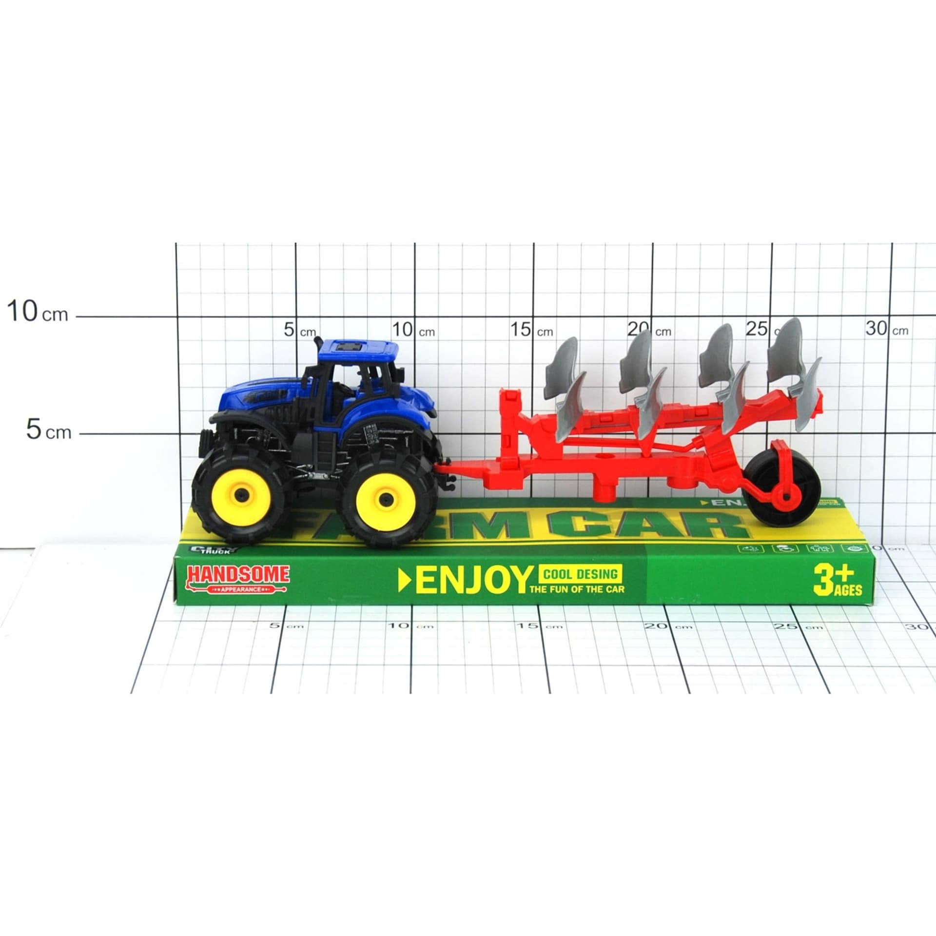 

TRAKTOR Z PRZYCZEPĄ POD KLOSZEM