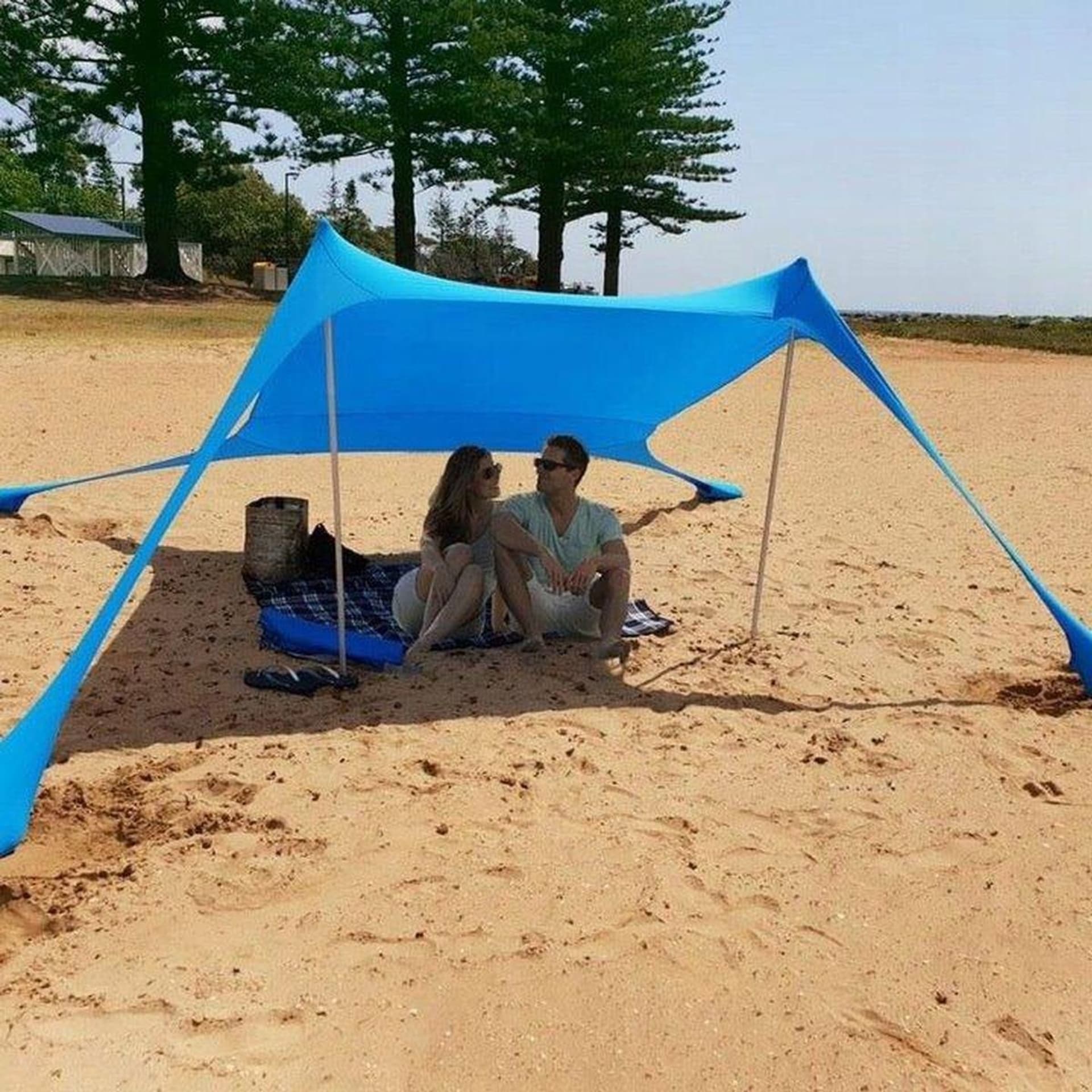 

PAWILON TURYSTYCZNY PLAŻOWY PRZECIWSŁONECZNY OBCIĄŻANY PIASKIEM LYCRA 2.1X2X1.5M