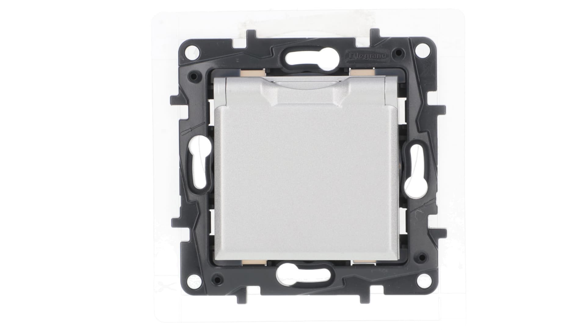 

Niloe Step Gniazdo zasilające 2P+Z IP44, zaciski automatyczne, z przesłoną aluminium 863336