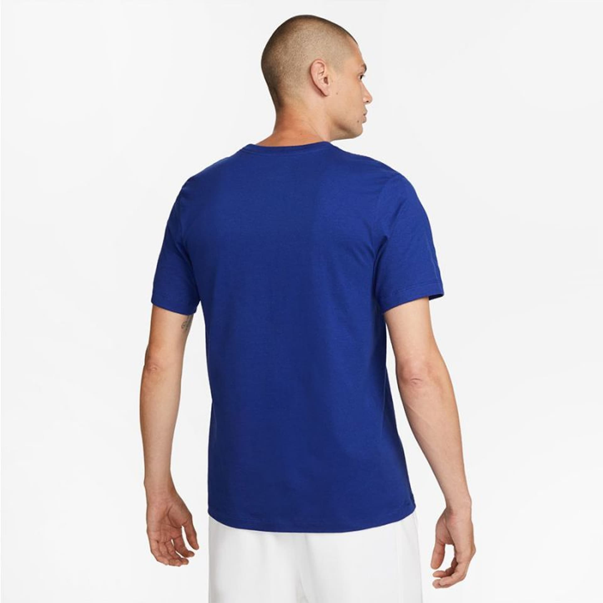

Koszulka Nike FC Barcelona Club Essentiale Tee M FJ1704 (kolor Niebieski, rozmiar S)