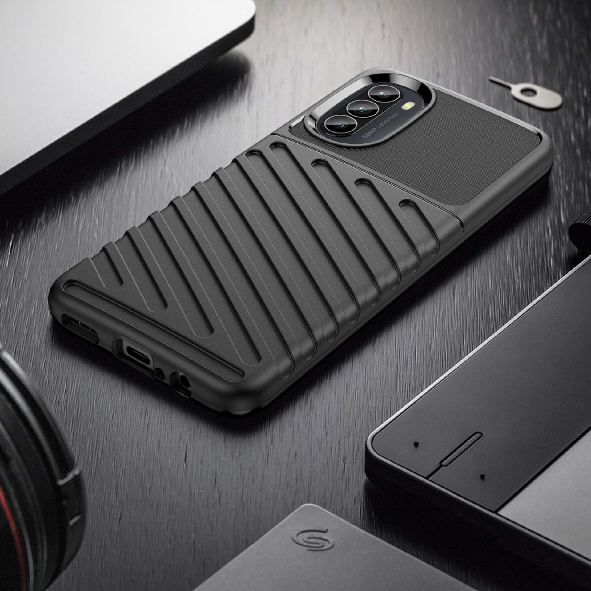 

Thunder Case etui Motorola Moto G82 5G / Moto G52 silikonowy pancerny pokrowiec czarne