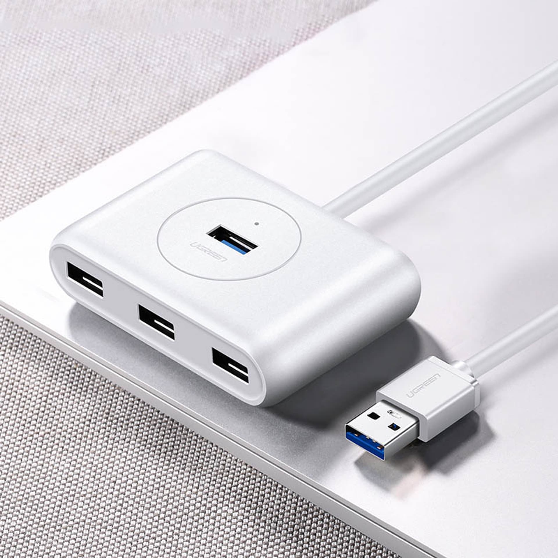 

Ugreen wielofunkcyjny HUB USB - 4 x USB 3.0 1m biały (CR113)