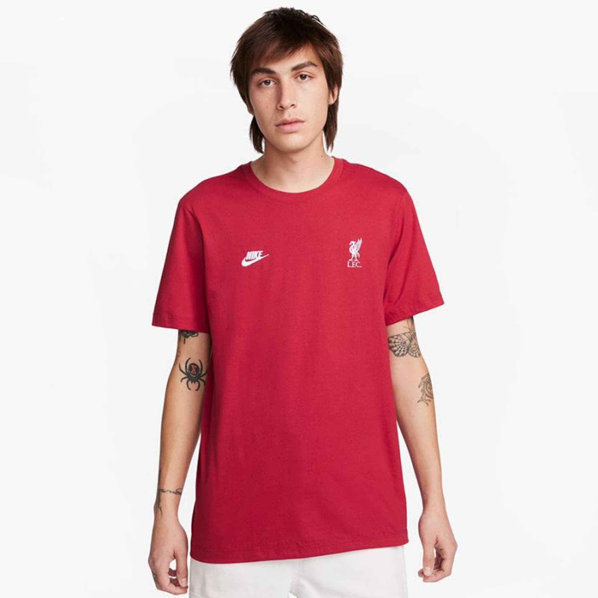 

Koszulka Nike Liverpool FC Club Essentiale Tee M FJ1706 (kolor Czerwony, rozmiar XL)