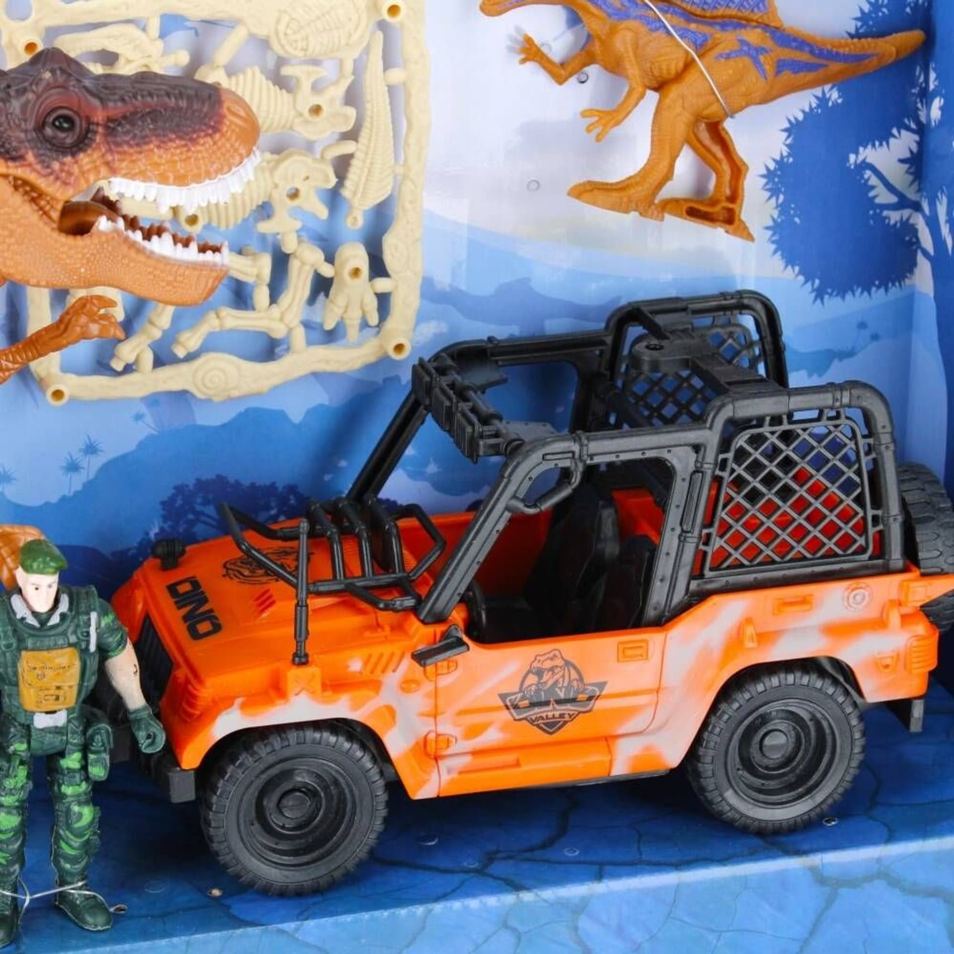 

DINOZAUR Z AKCESORIAMI RUCHOMY ZESTAW DLA DZIECI