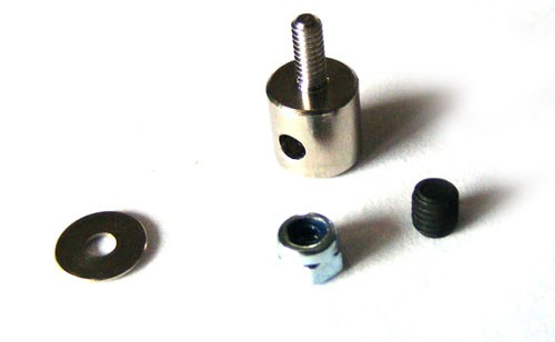 

Mocowanie bowdena na serwo M2 gwintowane, 2 kompl.