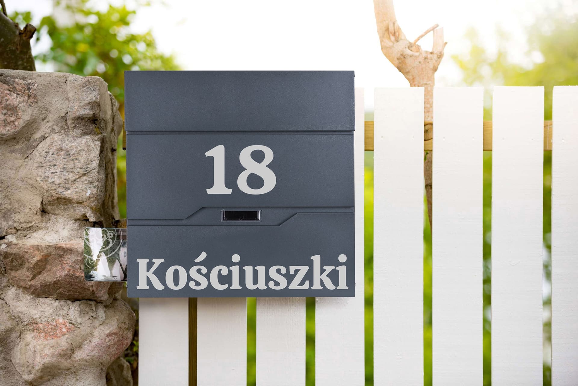 

Skrzynka pocztowa na listy Vidar antracyt z napisami