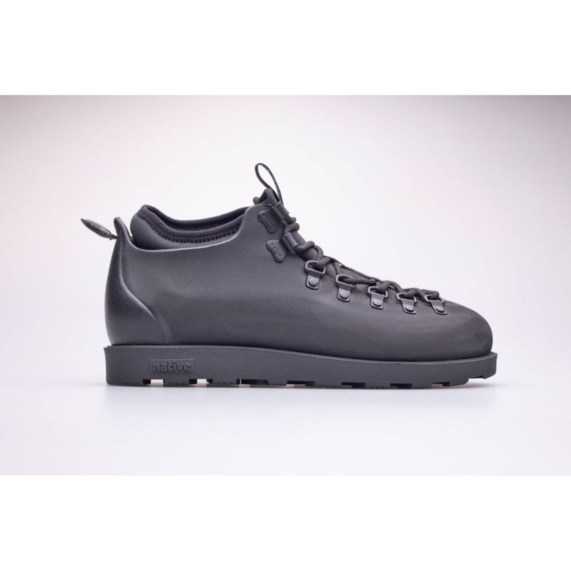 

Buty Native Fitzsimmons 31106800 (kolor Czarny)