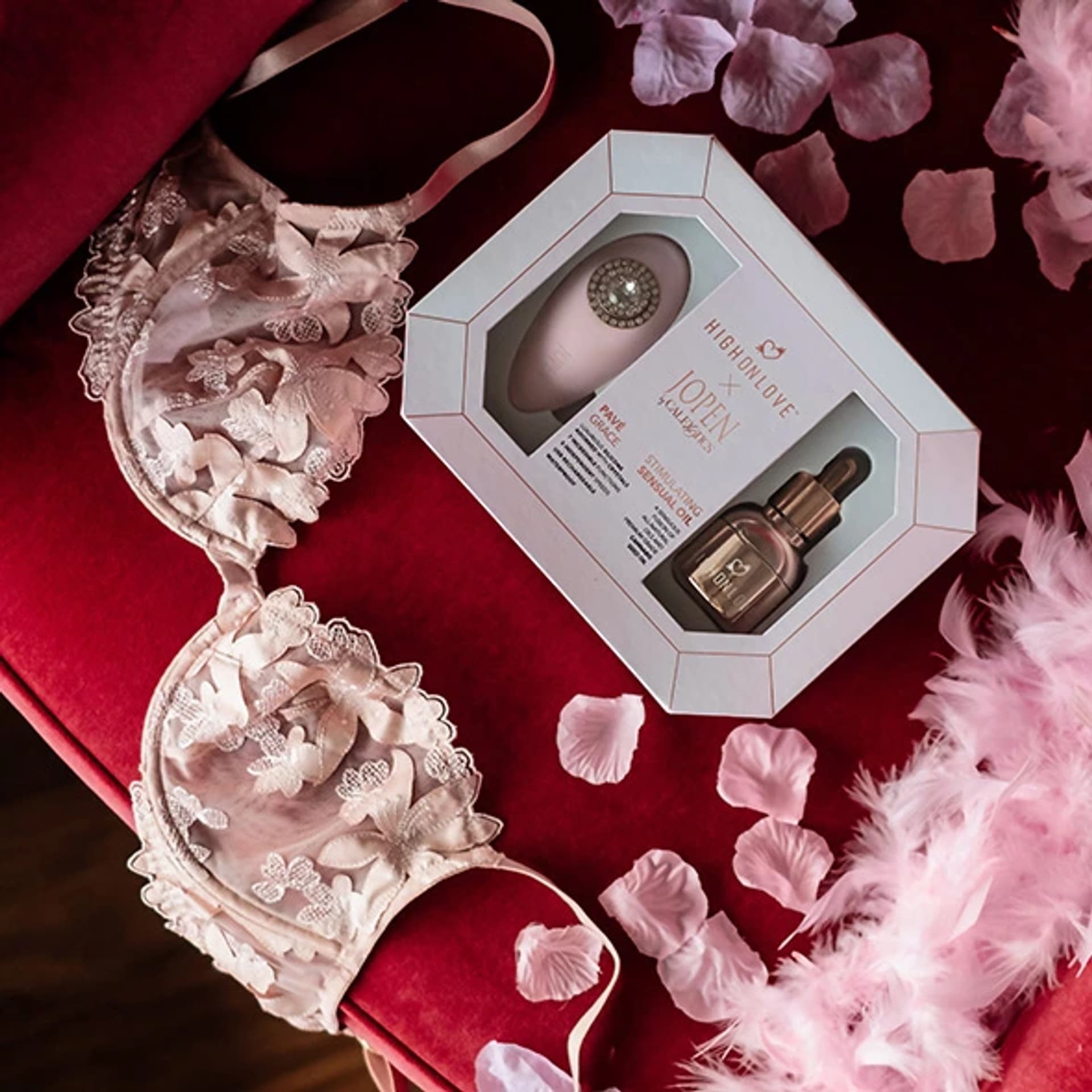 

Zestaw akcesoriów - HighOnLove Objects of Desire Gift Set