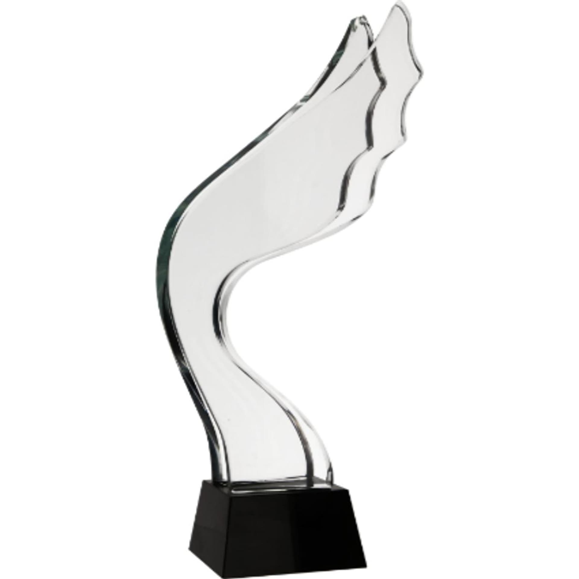 

Trofeum szklanez rozklejona podstawą z Etui - Skrzydła