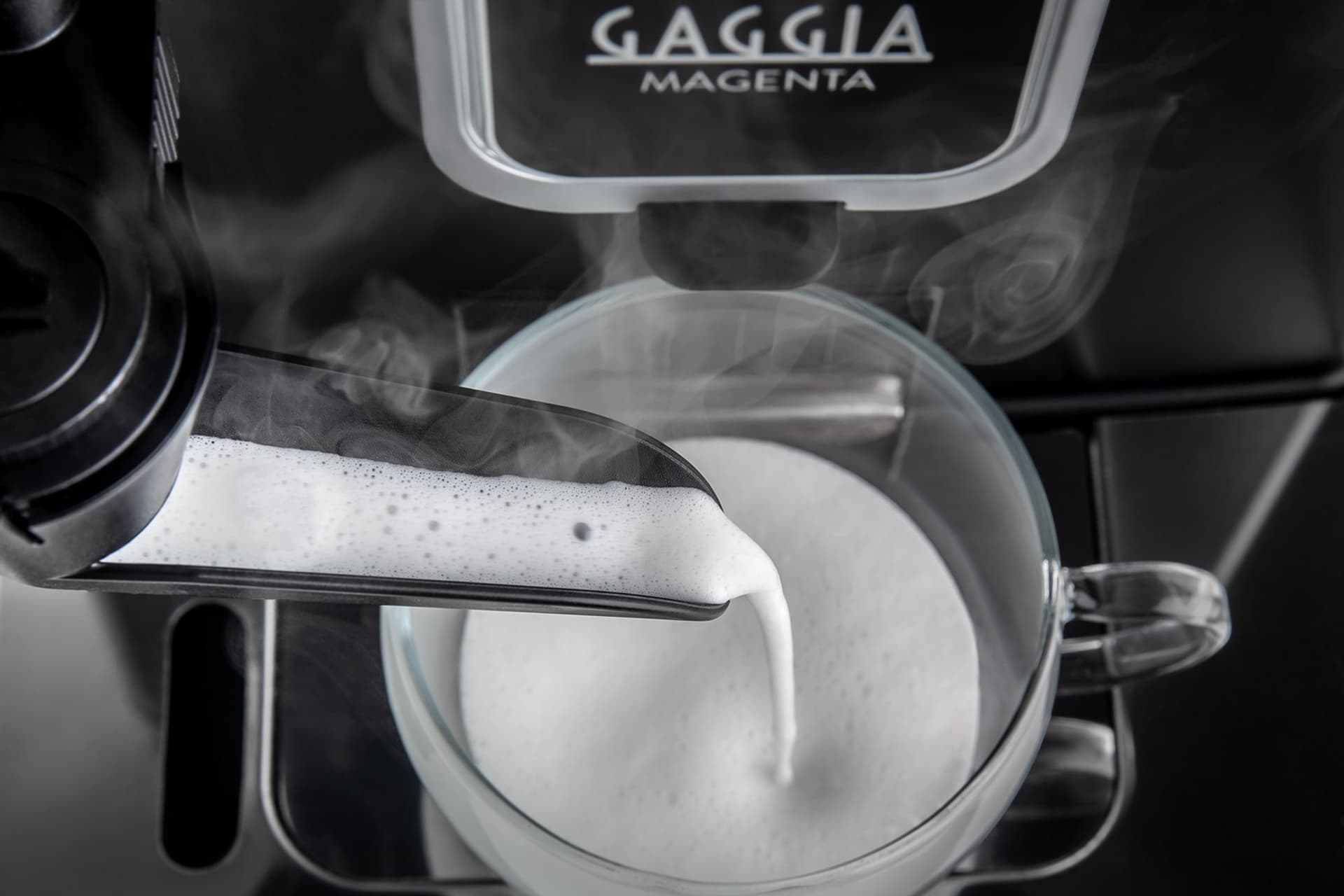 

GAGGIA ekspres ciśnieniowy Magenta Milk