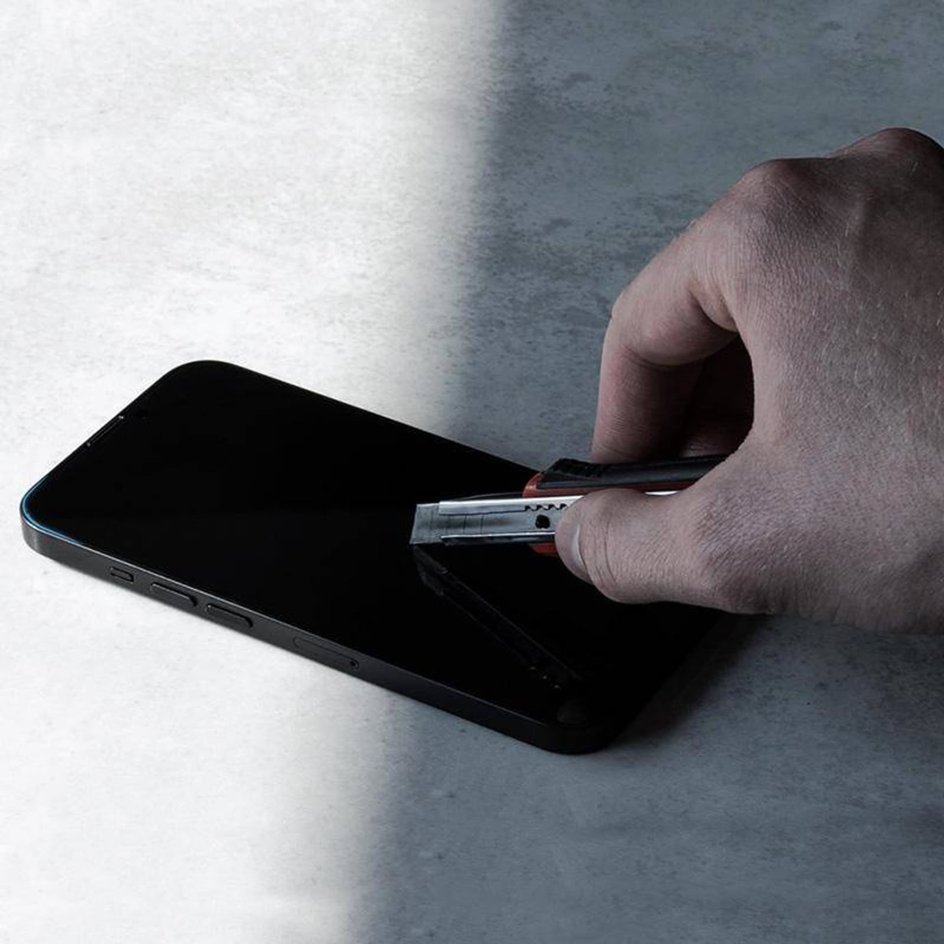

Crong 7D Nano Flexible Glass - Niepękające szkło hybrydowe 9H na cały ekran iPhone 14 Pro