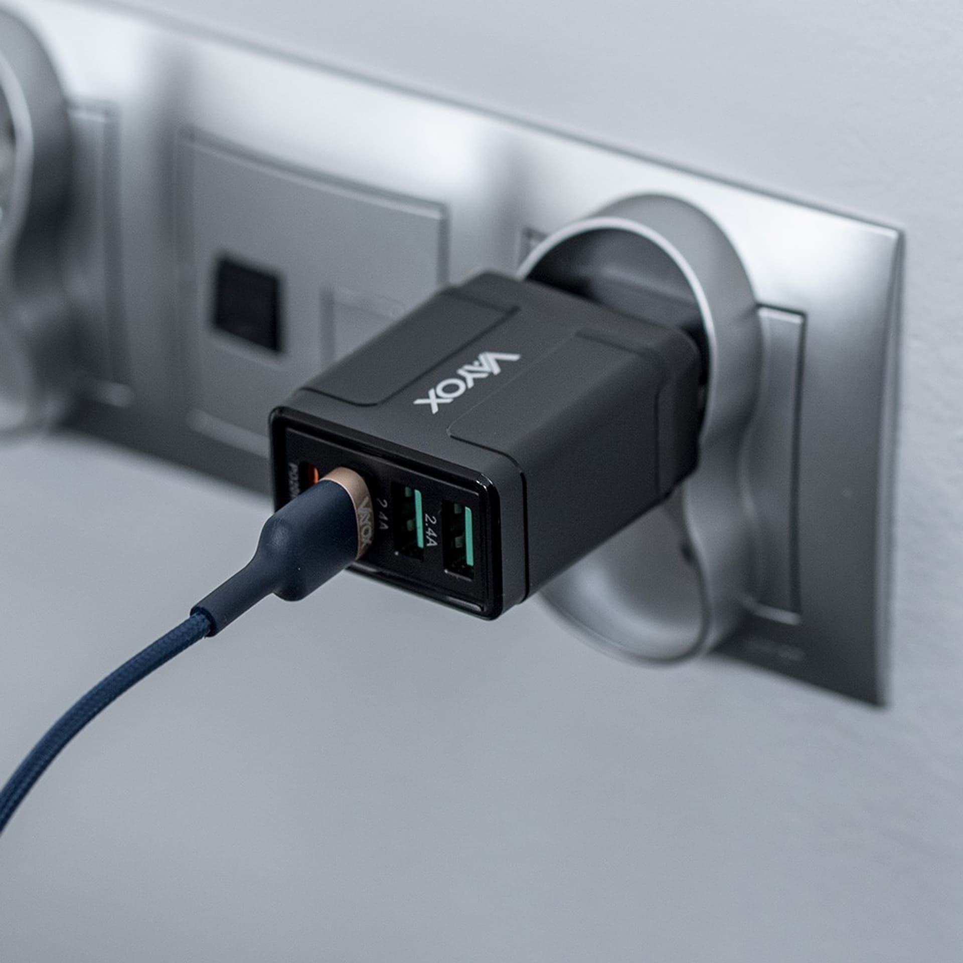 

Ładowarka sieciowa wtyczka USB 3.0+PD32W szybkie ładowanie