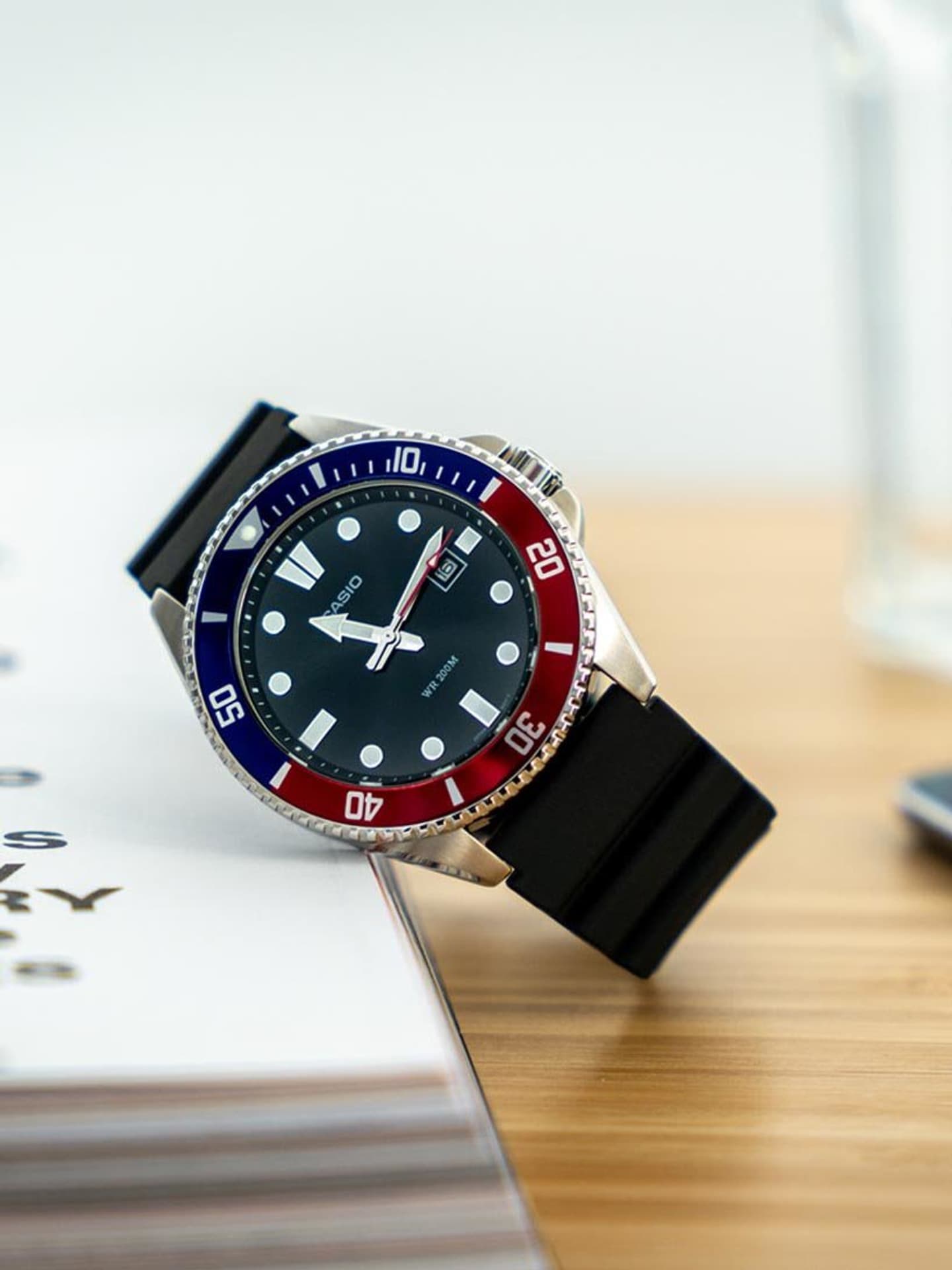 

ZEGAREK MĘSKI CASIO C MDV 107-1A3VEF (zd172b)