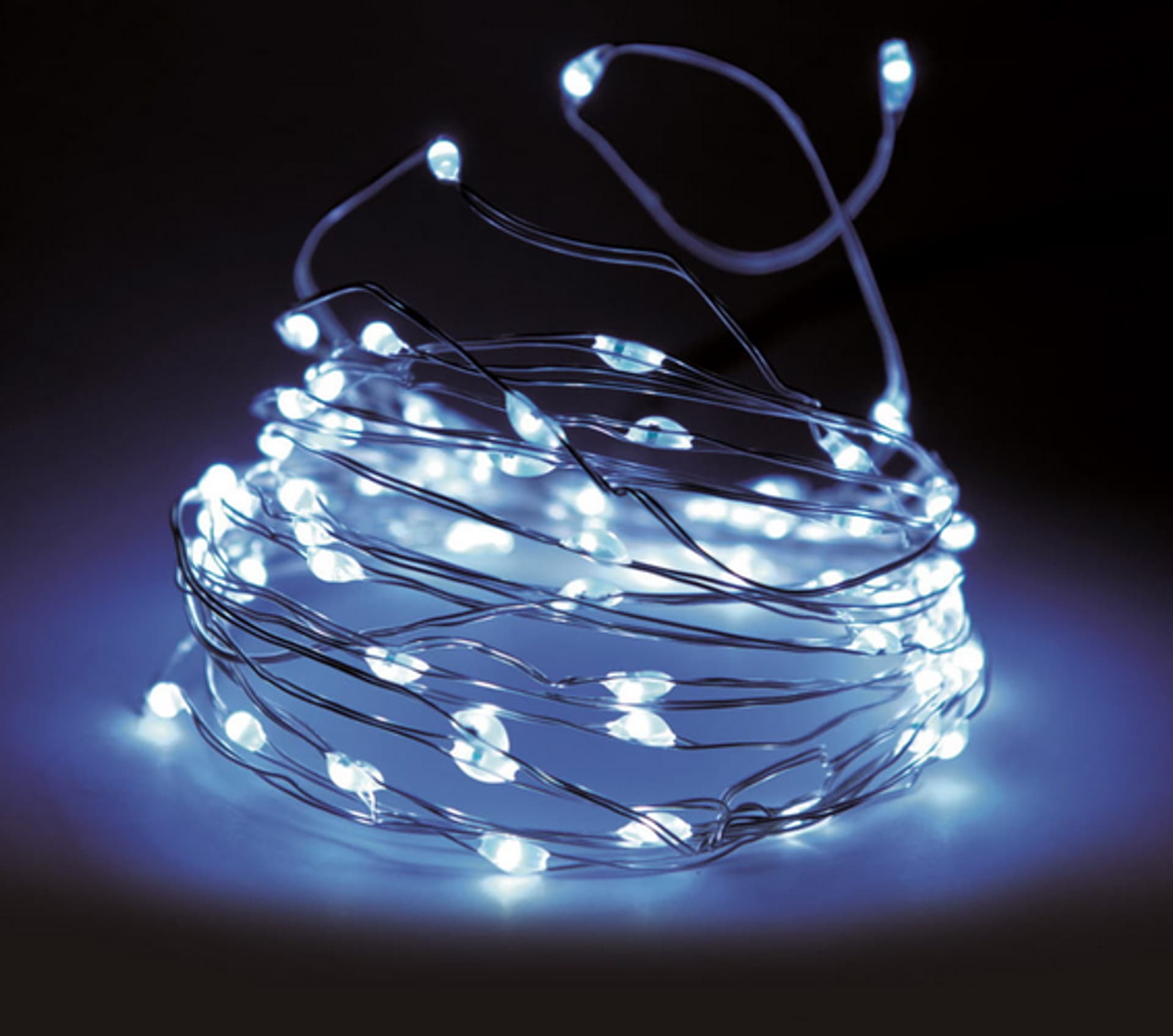 

Lampki na druciku 80 LED zimna biel 3,95m na baterie IP44