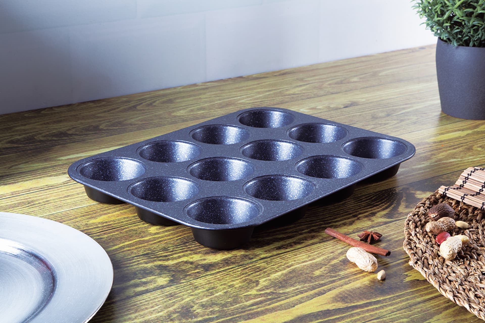 

FORMA DO PIECZENIA 12 MUFFINEK BERLINGER HAUS BH-1436