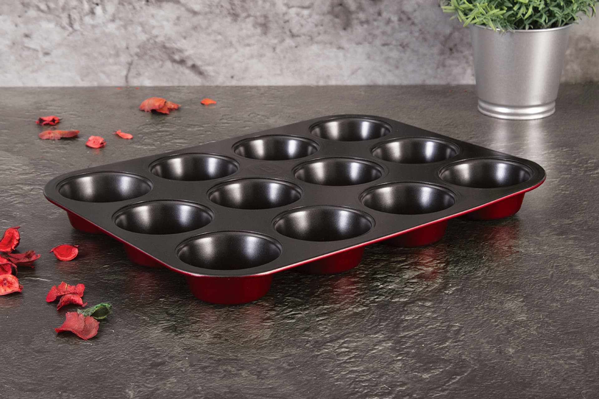

FORMA DO PIECZENIA 12 MUFFINEK BERLINGER HAUS BH-1544