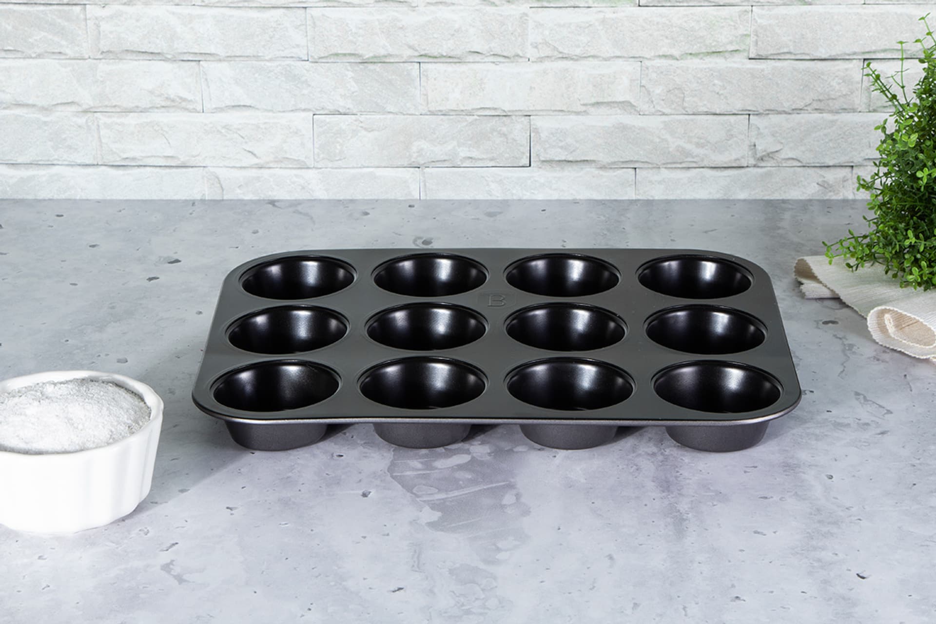 

FORMA DO PIECZENIA 12 MUFFINEK BERLINGER HAUS BH-1821