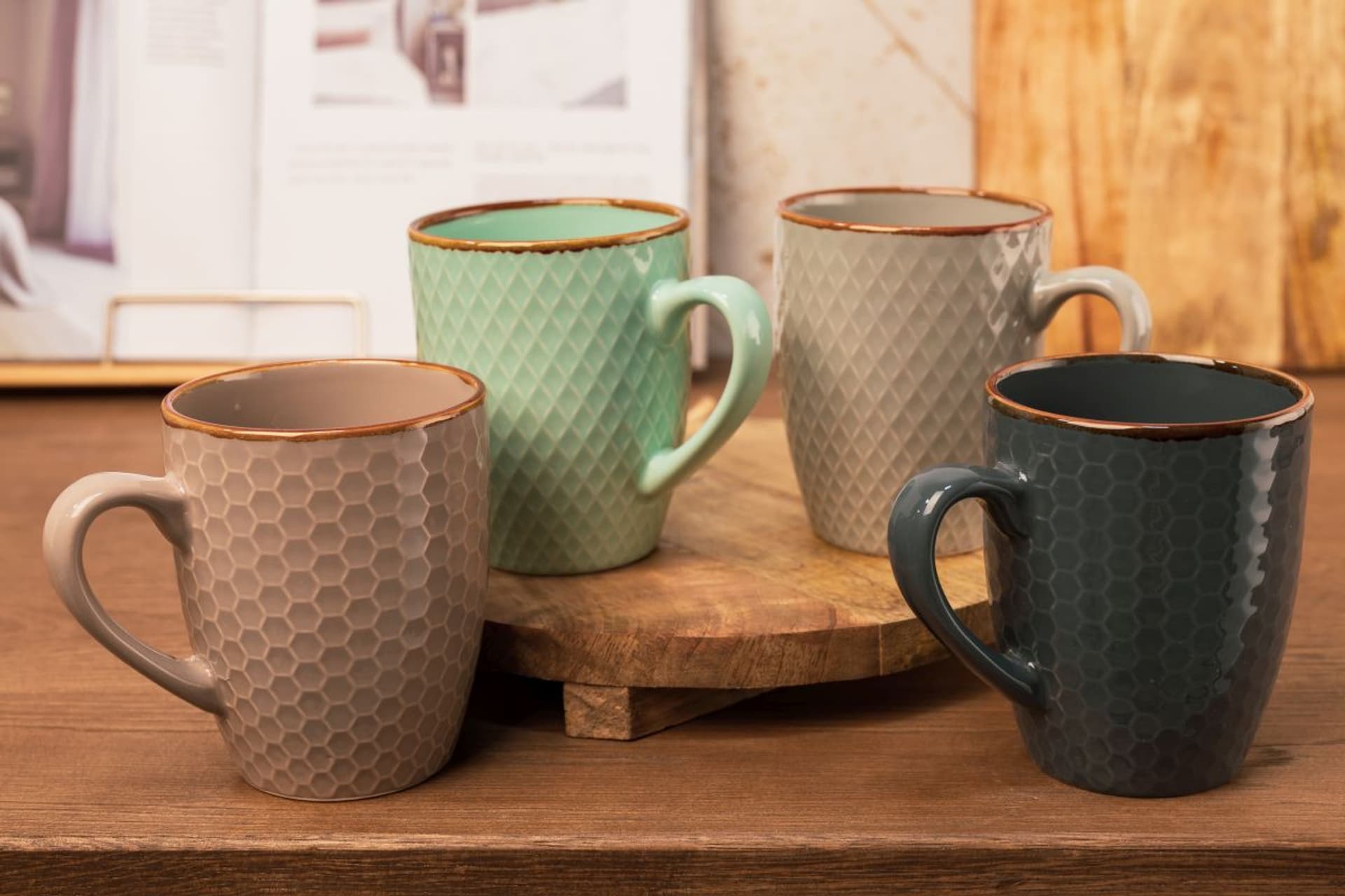

Zestaw kubków ceramicznych 4 szt 300 ml