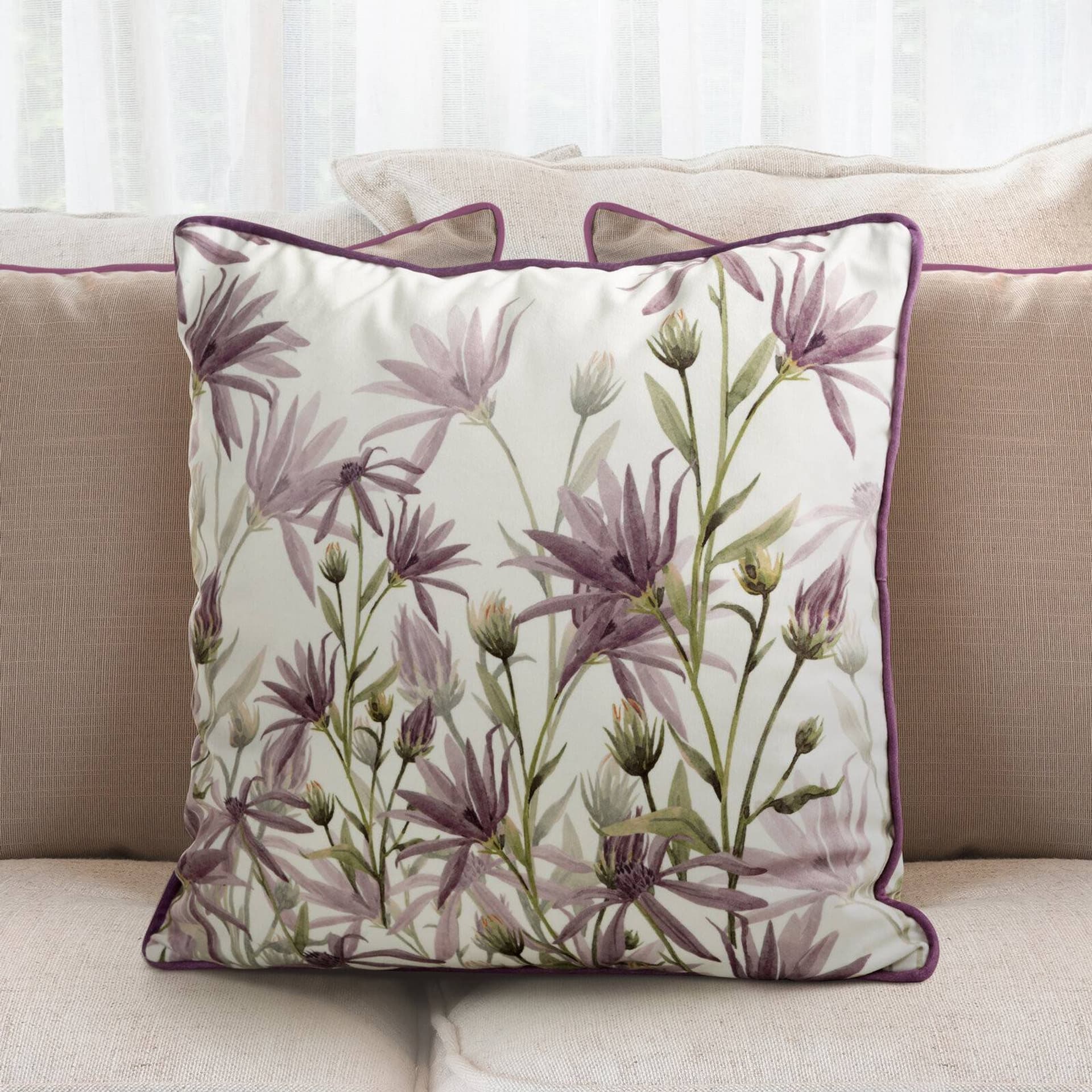 

Poszewka TESSA 45x45 motyw kwiatowy