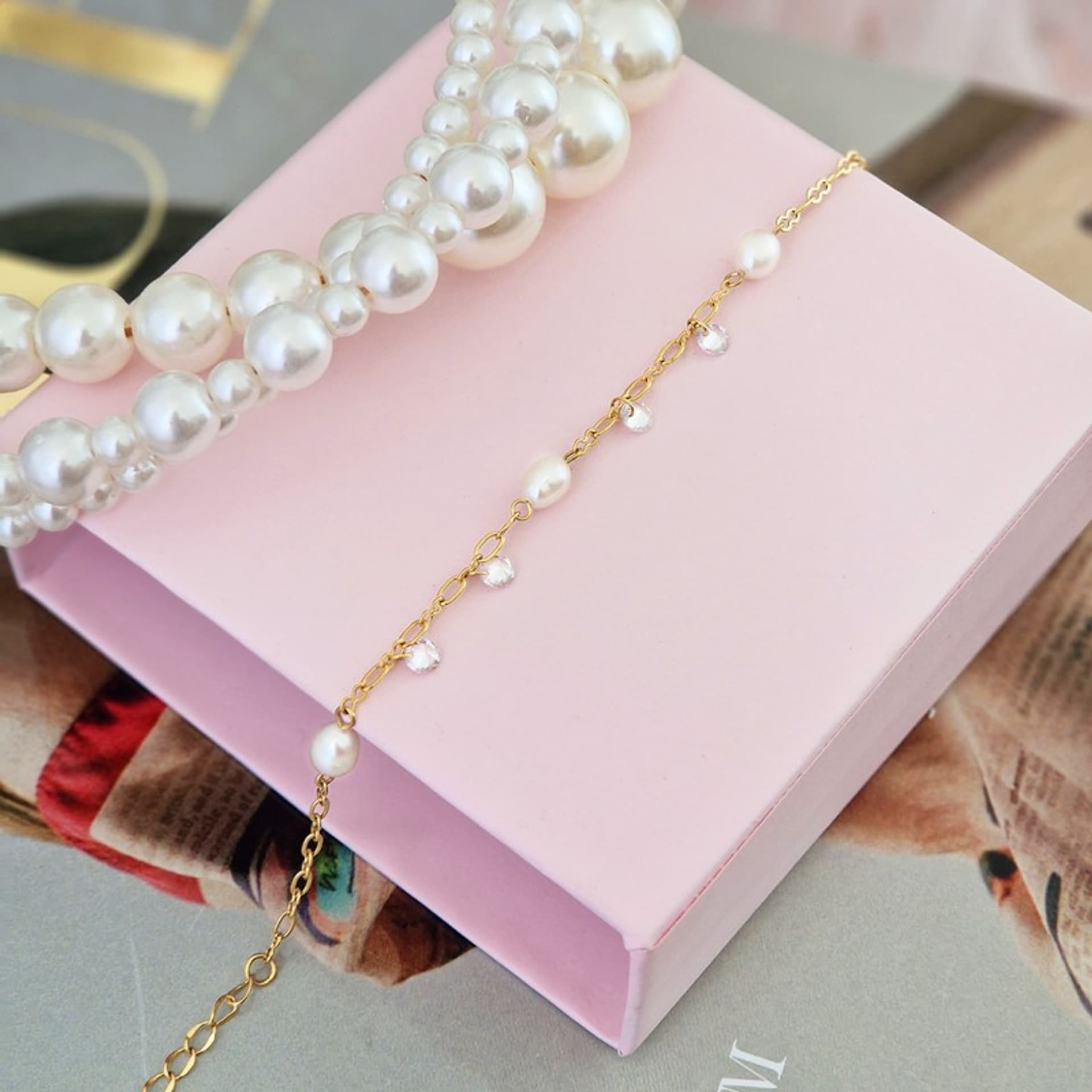 

Bransoletka na rękę stal chirurgiczna pozłacana 14k złotem BST1360