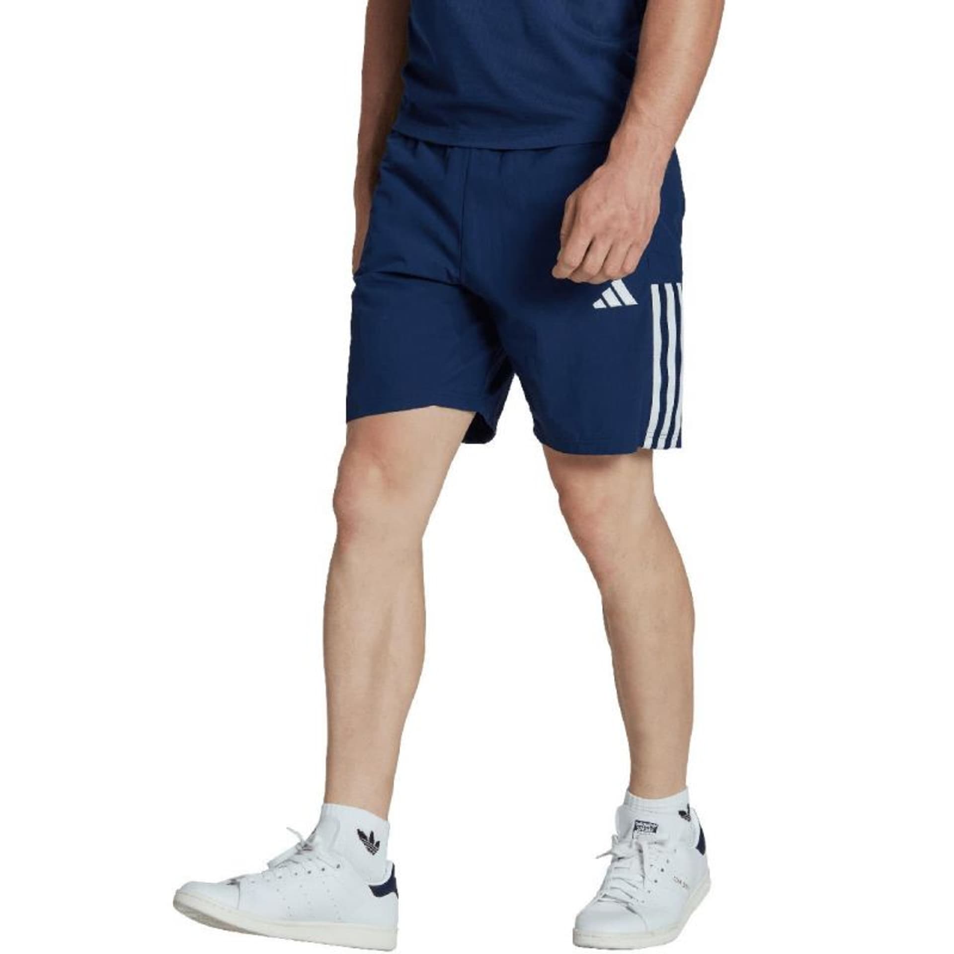 

Spodenki adidas Tiro 23 Competition Downtime M (kolor Granatowy, rozmiar M)
