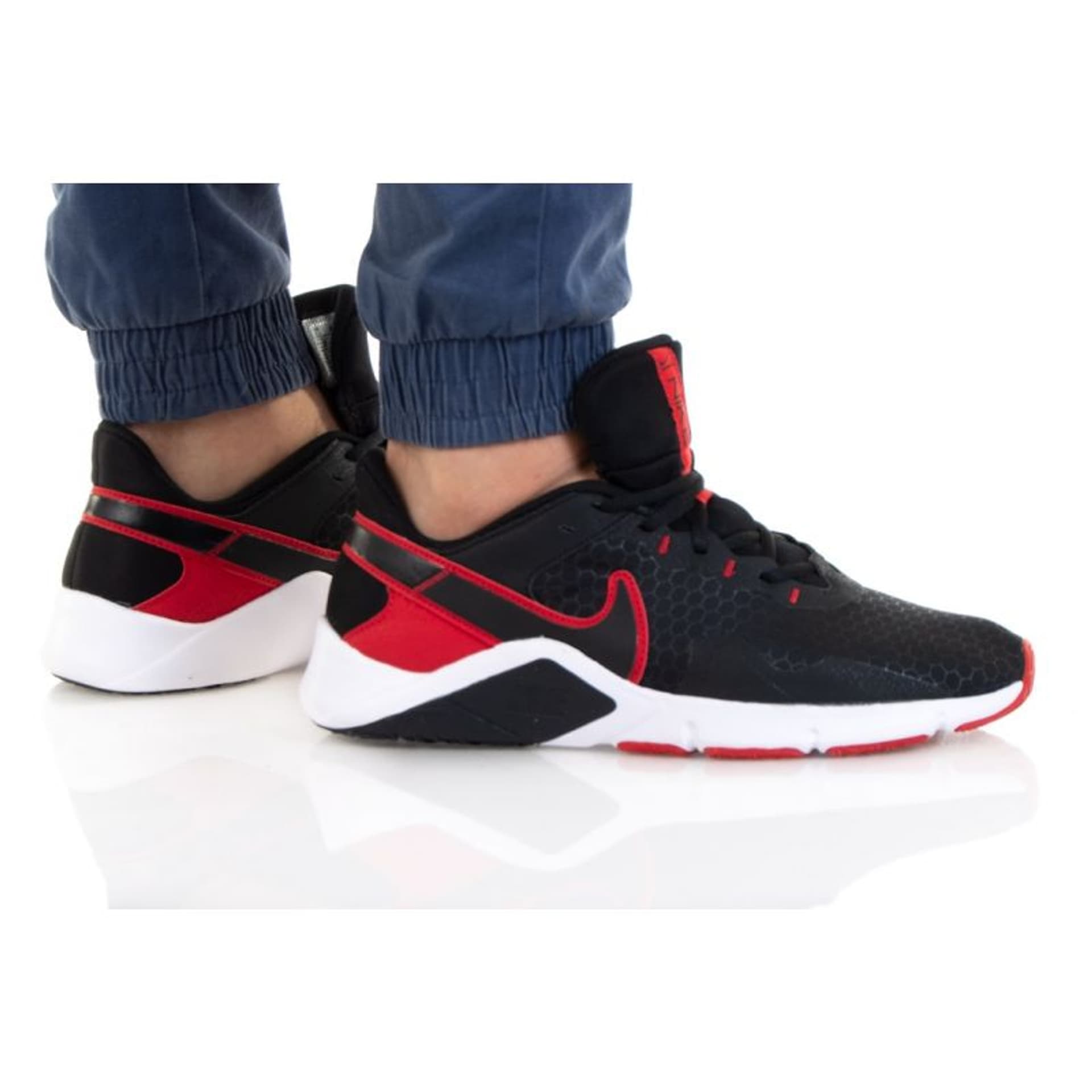 

Buty Nike Legend Essential 2 M CQ9356 (kolor Czarny, rozmiar 45.5)