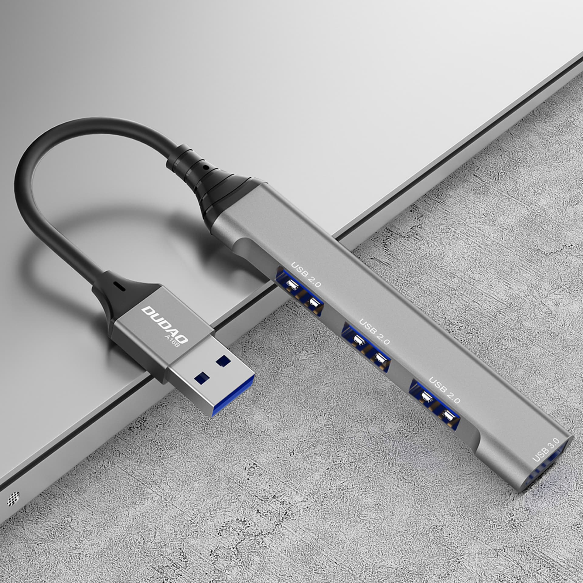 

Dudao HUB 4w1 USB-A - 4x USB-A (3 x USB2.0 / USB3.0) 6,3cm czarny (A16B)