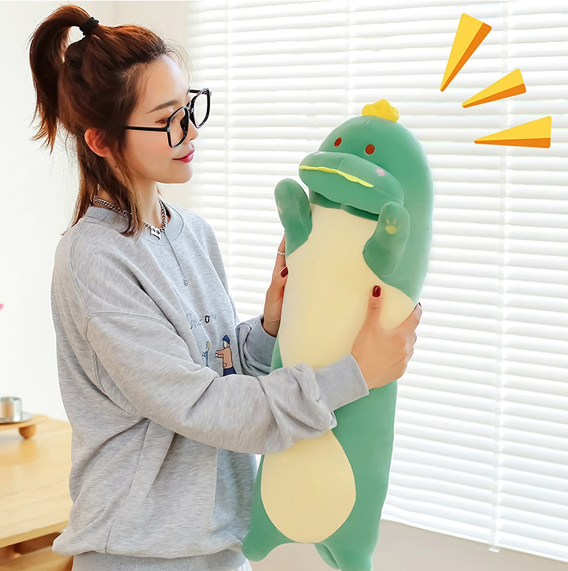 

MASKOTKA PLUSZAK PODUSZKA DINOZAUR DŁUGI 70 cm