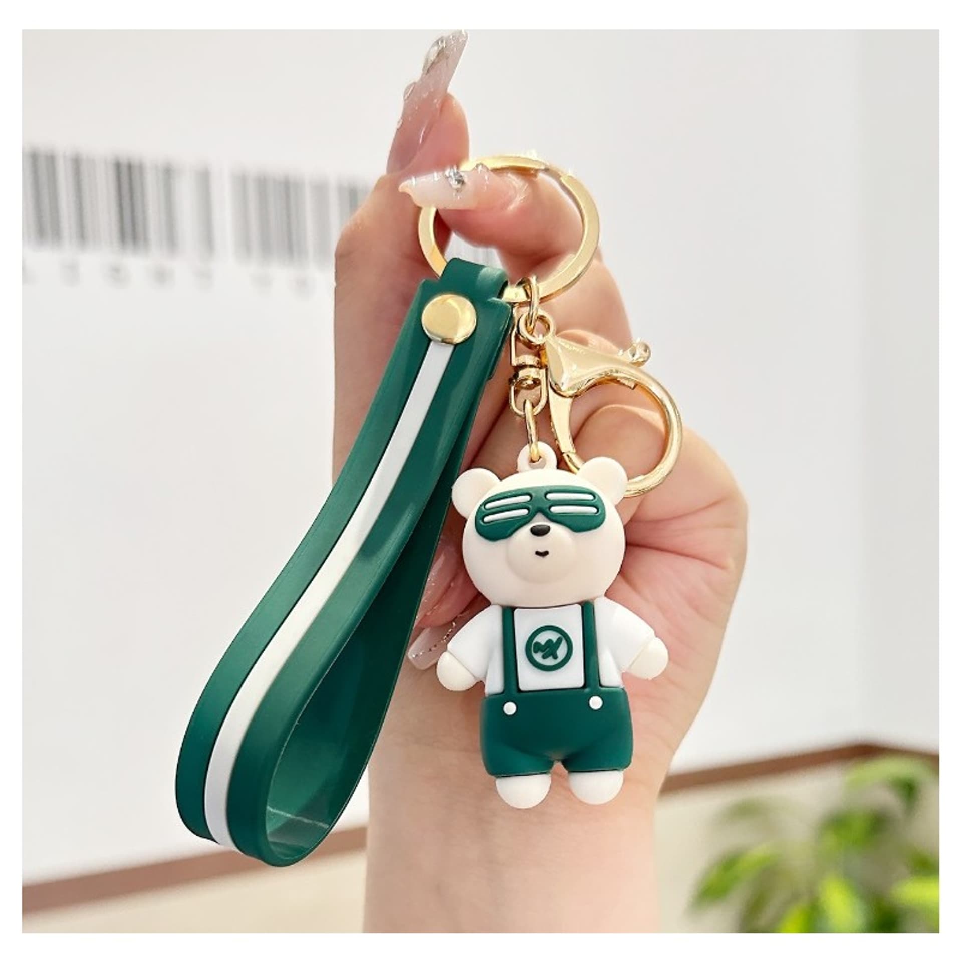 

Brelok do kluczy green BEAR BRL291