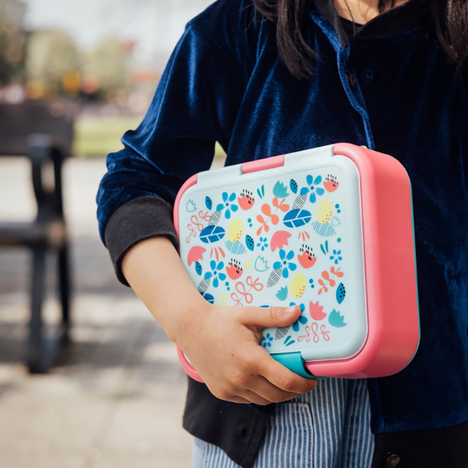 

Quokka Twist Kids - Pojemnik plastikowy na żywność z podwójnymi ściankami / lunchbox (Flowers)